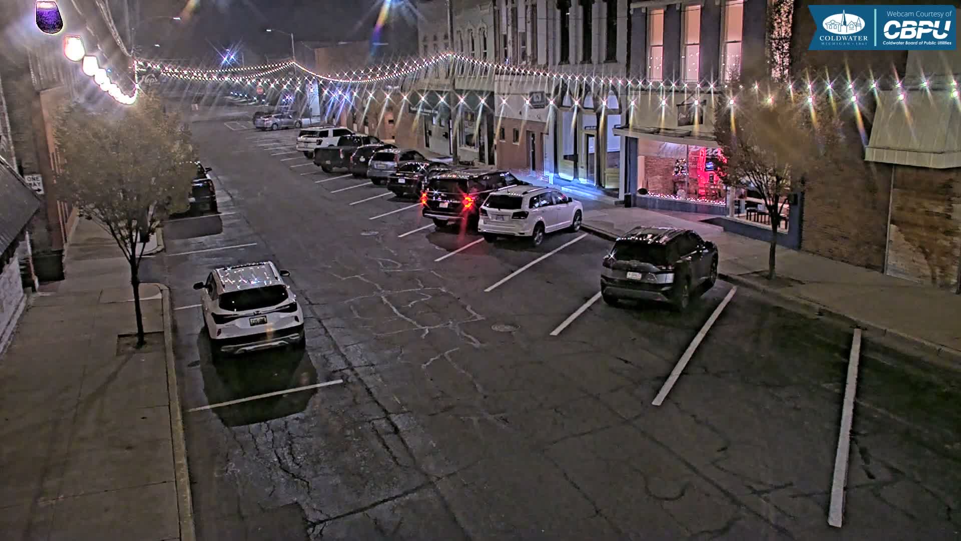 Coldwater, Monroe Street Live Cam - Coldwater, Branch, Michigan, USA