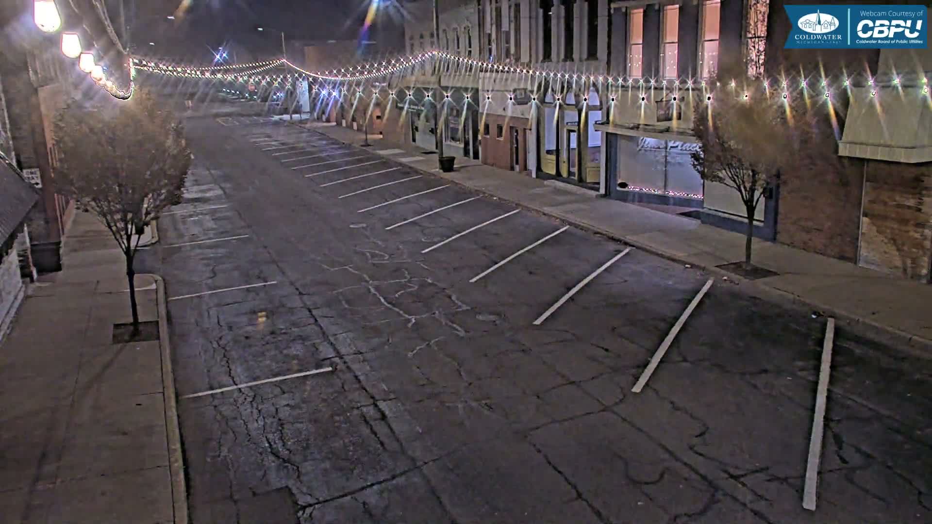 Coldwater, Monroe Street Live Cam - Coldwater, Branch, Michigan, USA