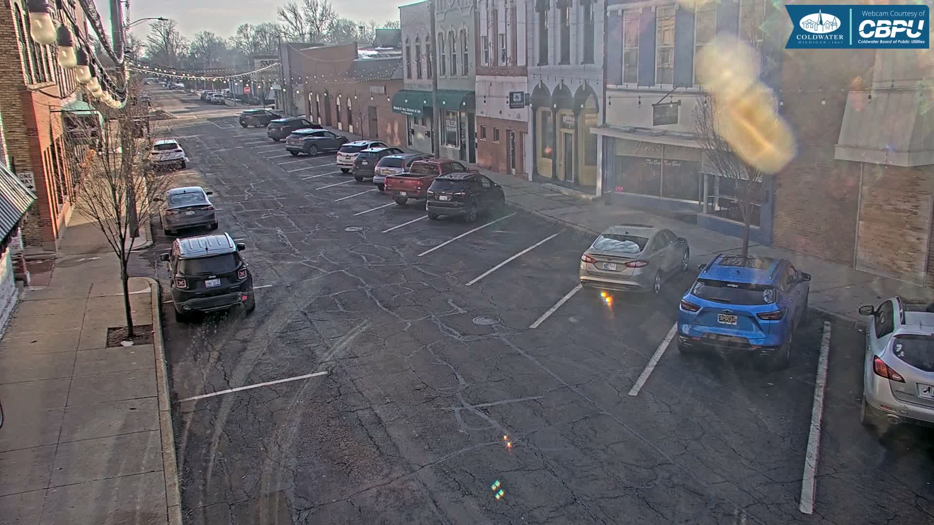 Coldwater, Monroe Street Live Cam - Coldwater, Branch, Michigan, USA