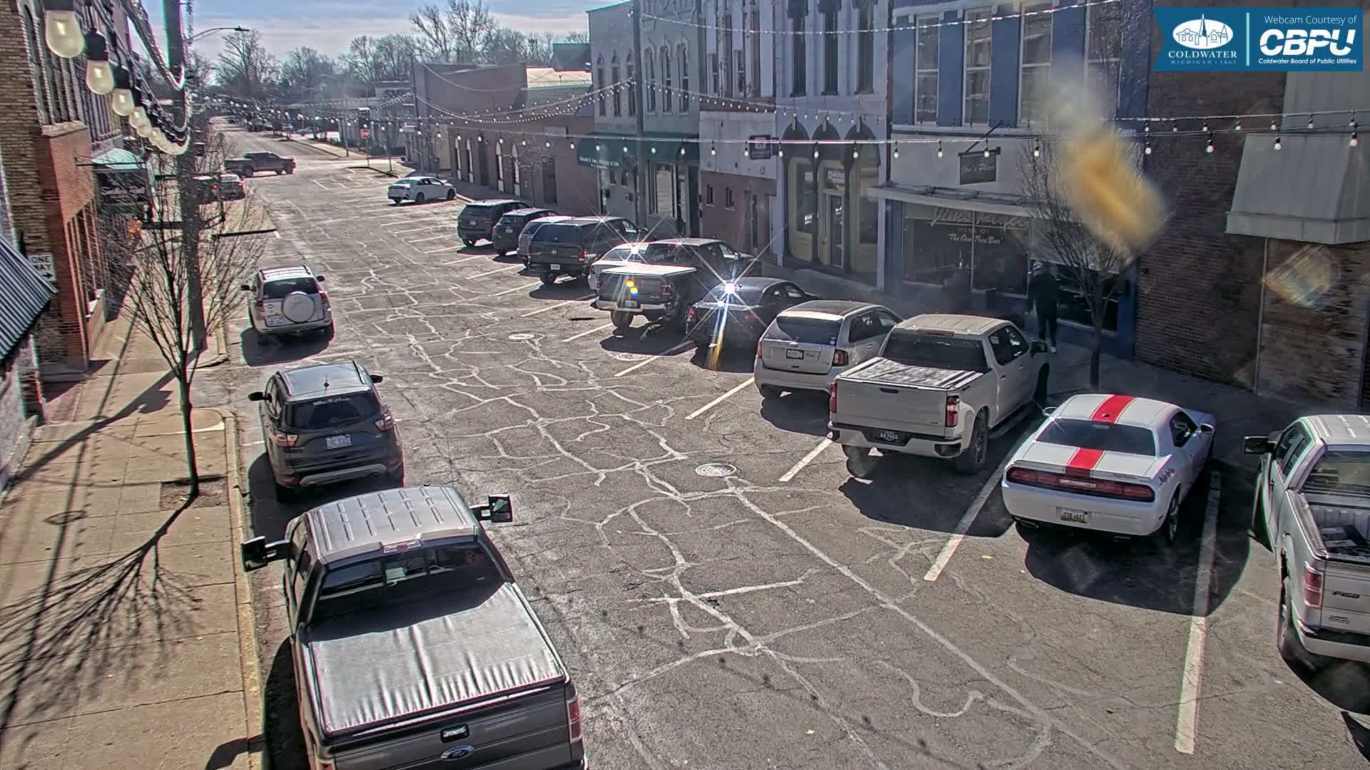 Coldwater, Monroe Street Live Cam - Coldwater, Branch, Michigan, USA