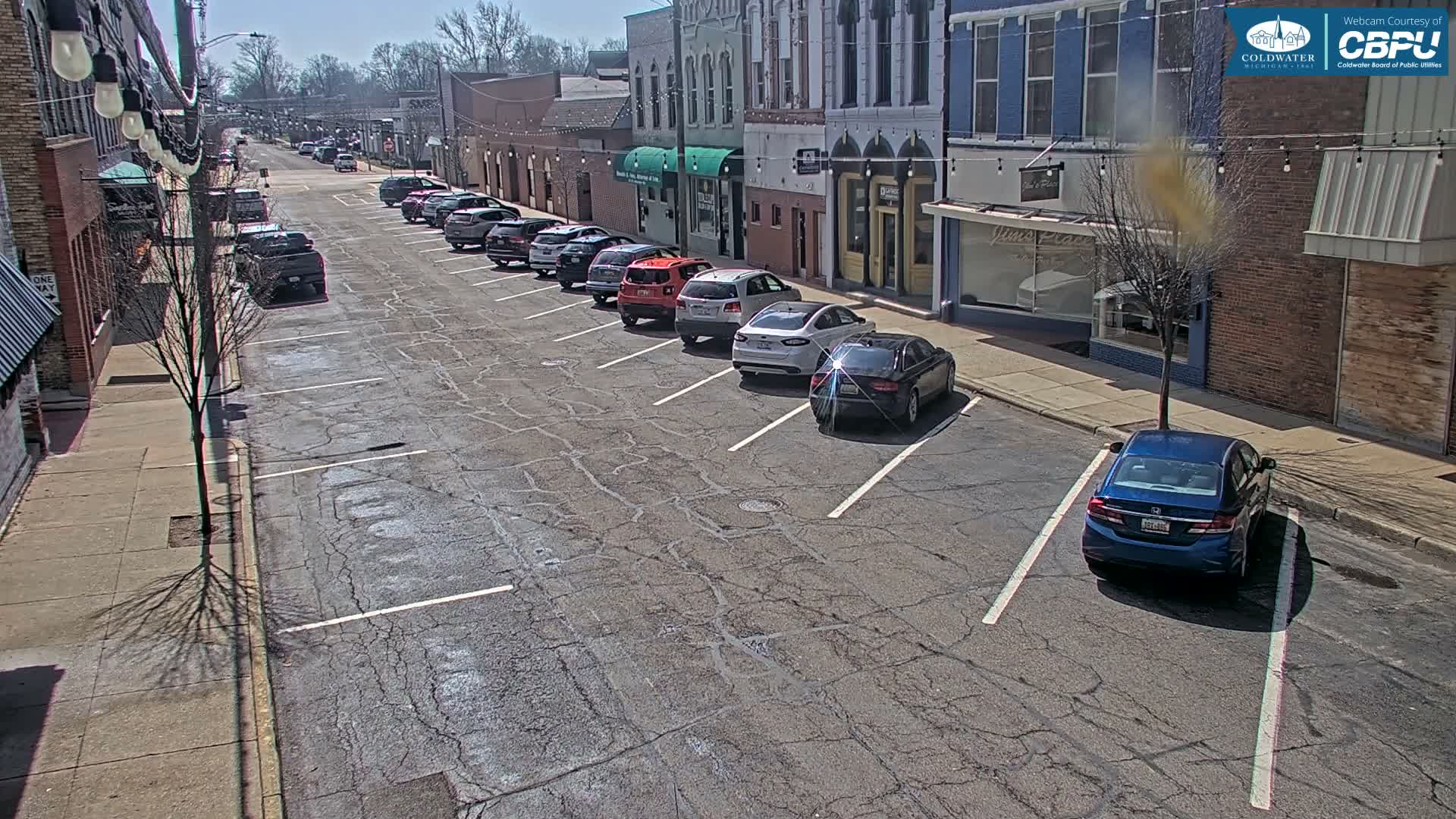 Coldwater, Monroe Street Live Cam - Coldwater, Branch, Michigan, USA