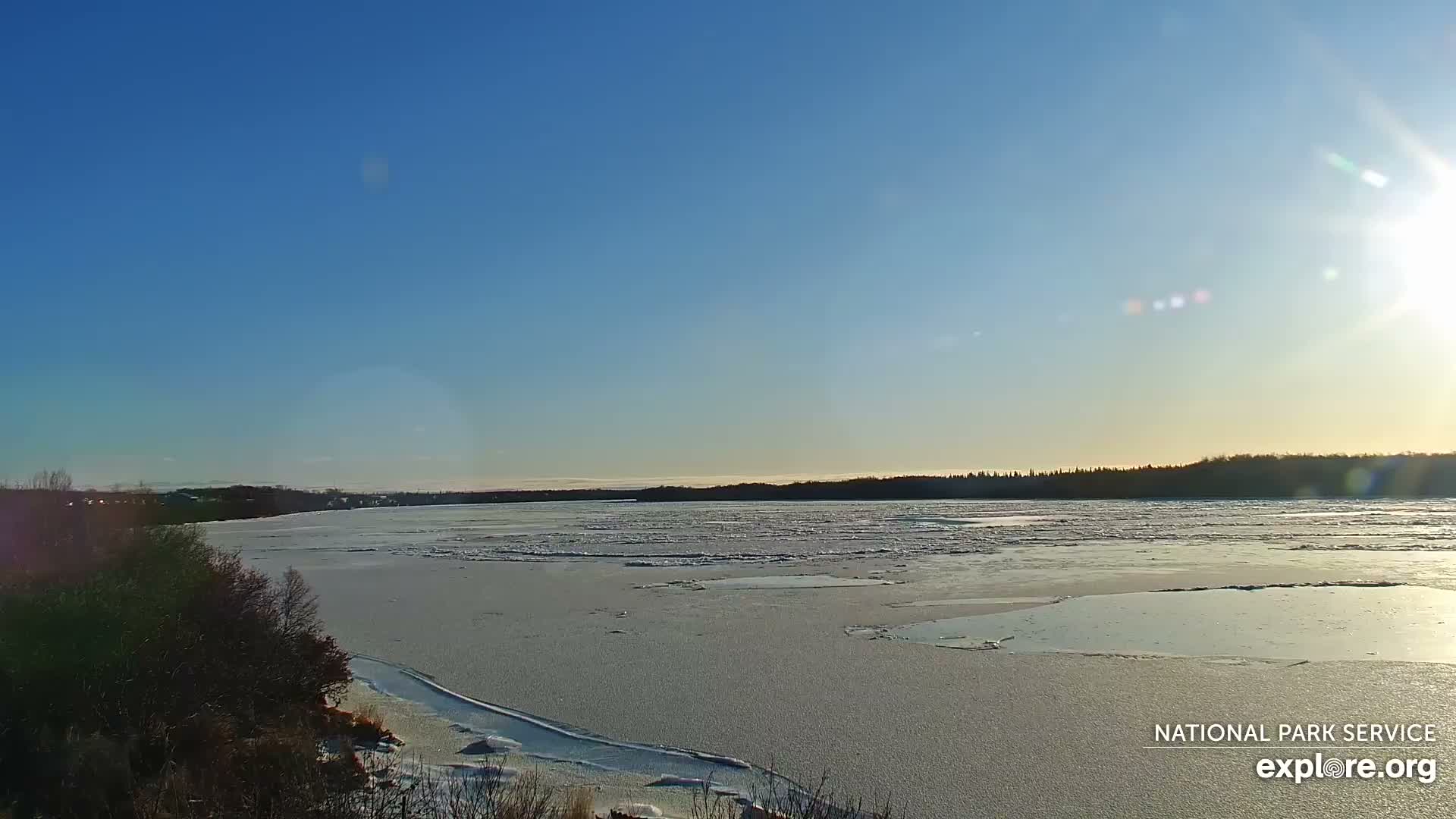 South Naknek, Naknek River Live Cam - Naknek, Bristol Bay Borough, Alaska, USA