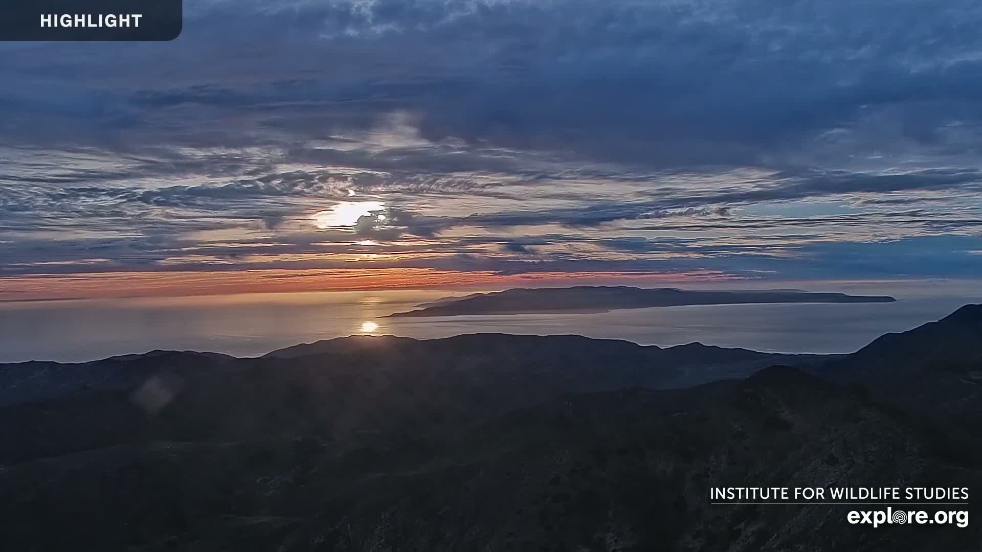 Santa Paula, Channel Islands & Pasific View from Santa Paula Peak & Last Change Trail Live Cam - Santa Paula, Ventura, California, USA