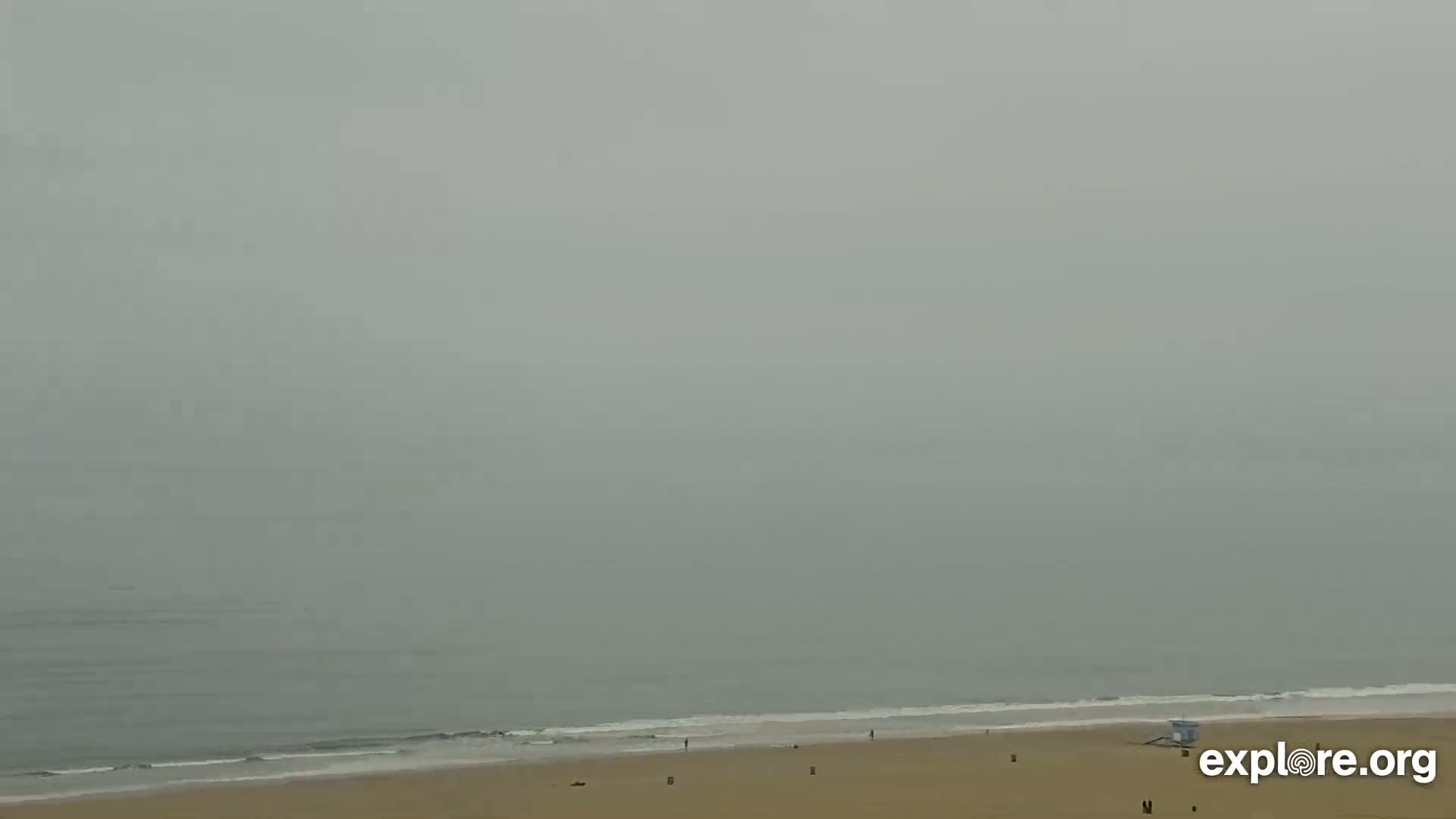 Santa Monica Beach & Pasific Palisades View Live Cam - Santa Monica, Los Angeles, California, USA