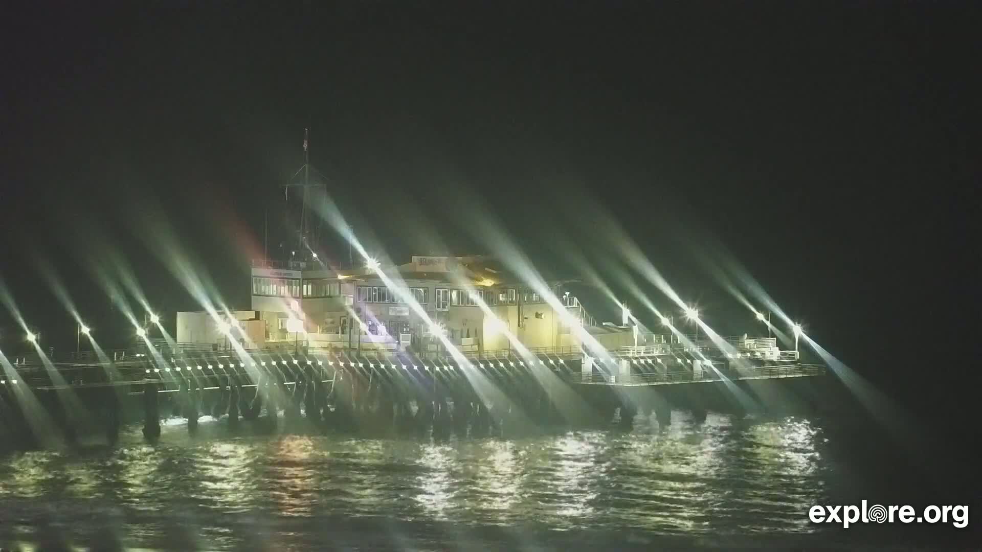Santa Monica Beach & Pasific Palisades View Live Cam - Santa Monica, Los Angeles, California, USA