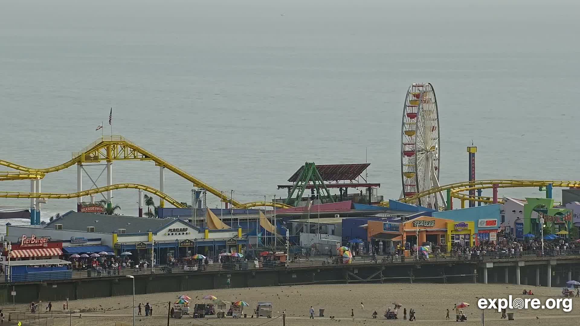 Santa Monica Beach & Pasific Palisades View Live Cam - Santa Monica, Los Angeles, California, USA