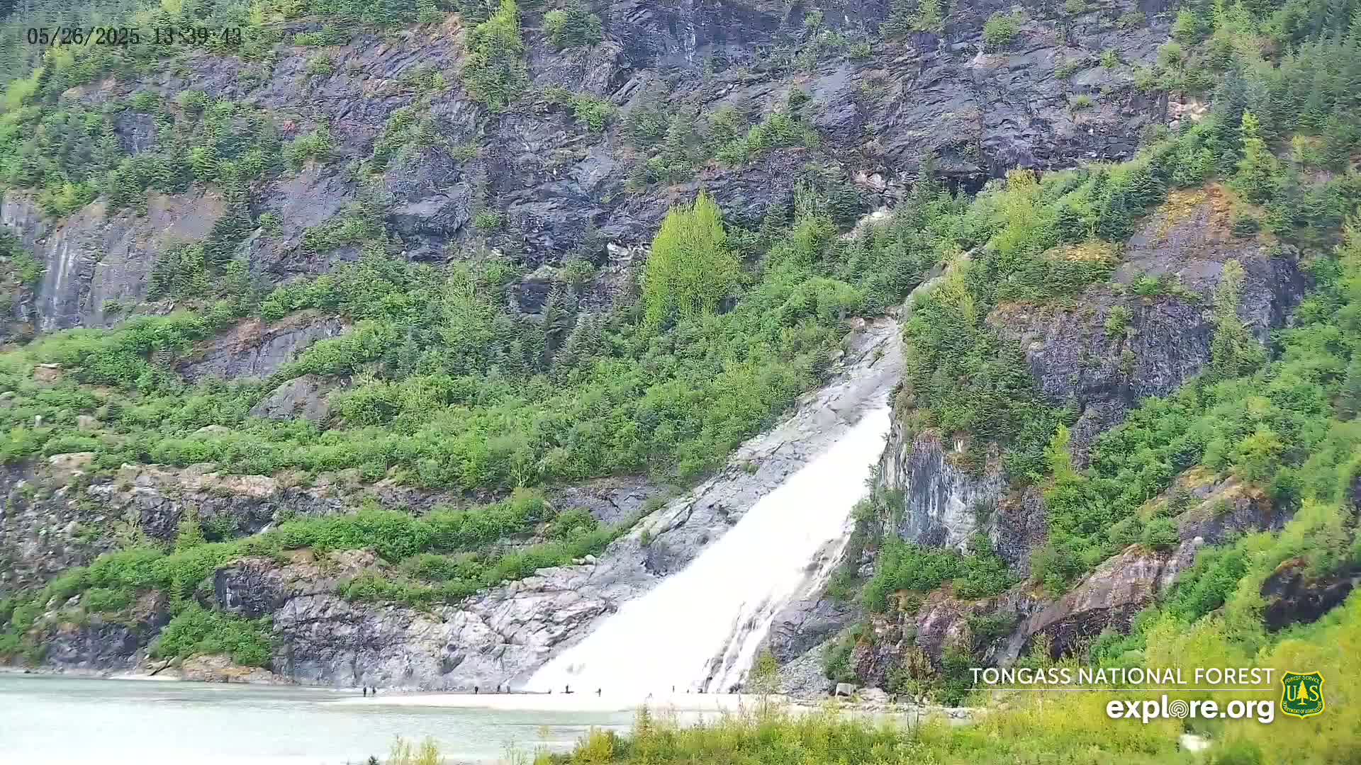 Mendenhall Glacier , Lake & Mountain Live Cam - Mendenhall Valley, Juneau, Alaska, USA