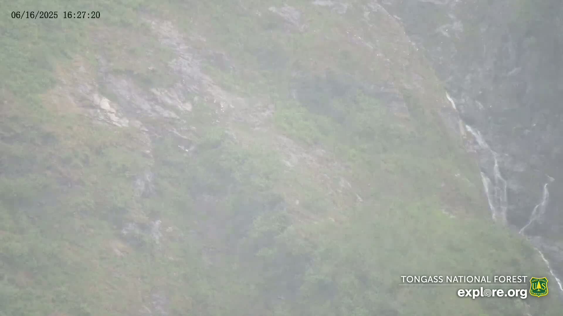 Mendenhall Glacier , Lake & Mountain Live Cam - Mendenhall Valley, Juneau, Alaska, USA