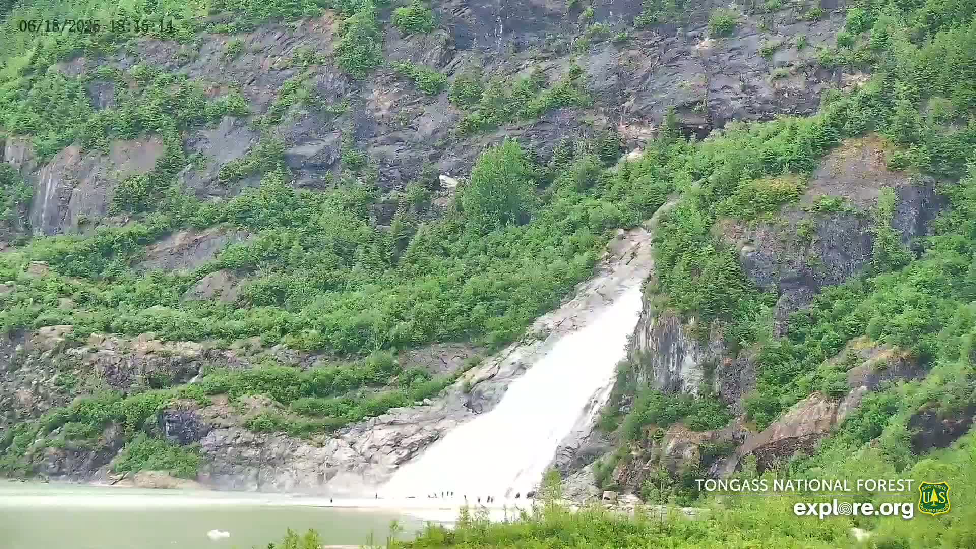 Mendenhall Glacier , Lake & Mountain Live Cam - Mendenhall Valley, Juneau, Alaska, USA