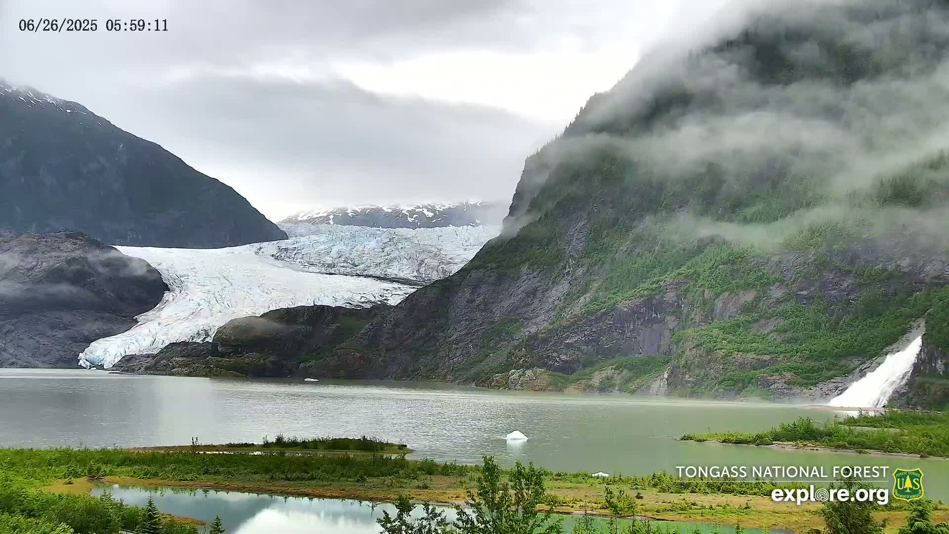Mendenhall Glacier , Lake & Mountain Live Cam - Mendenhall Valley, Juneau, Alaska, USA