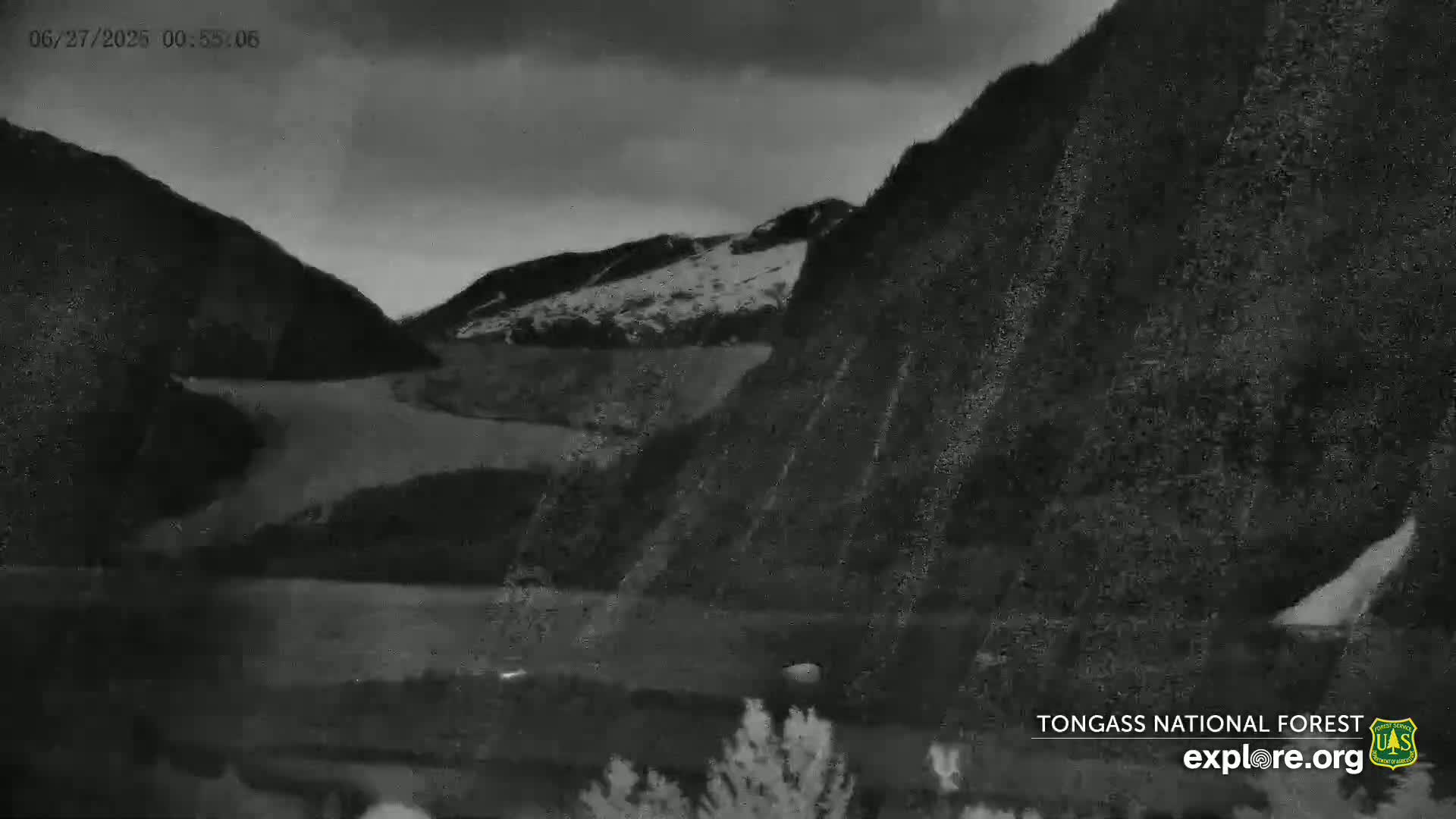 Mendenhall Glacier , Lake & Mountain Live Cam - Mendenhall Valley, Juneau, Alaska, USA