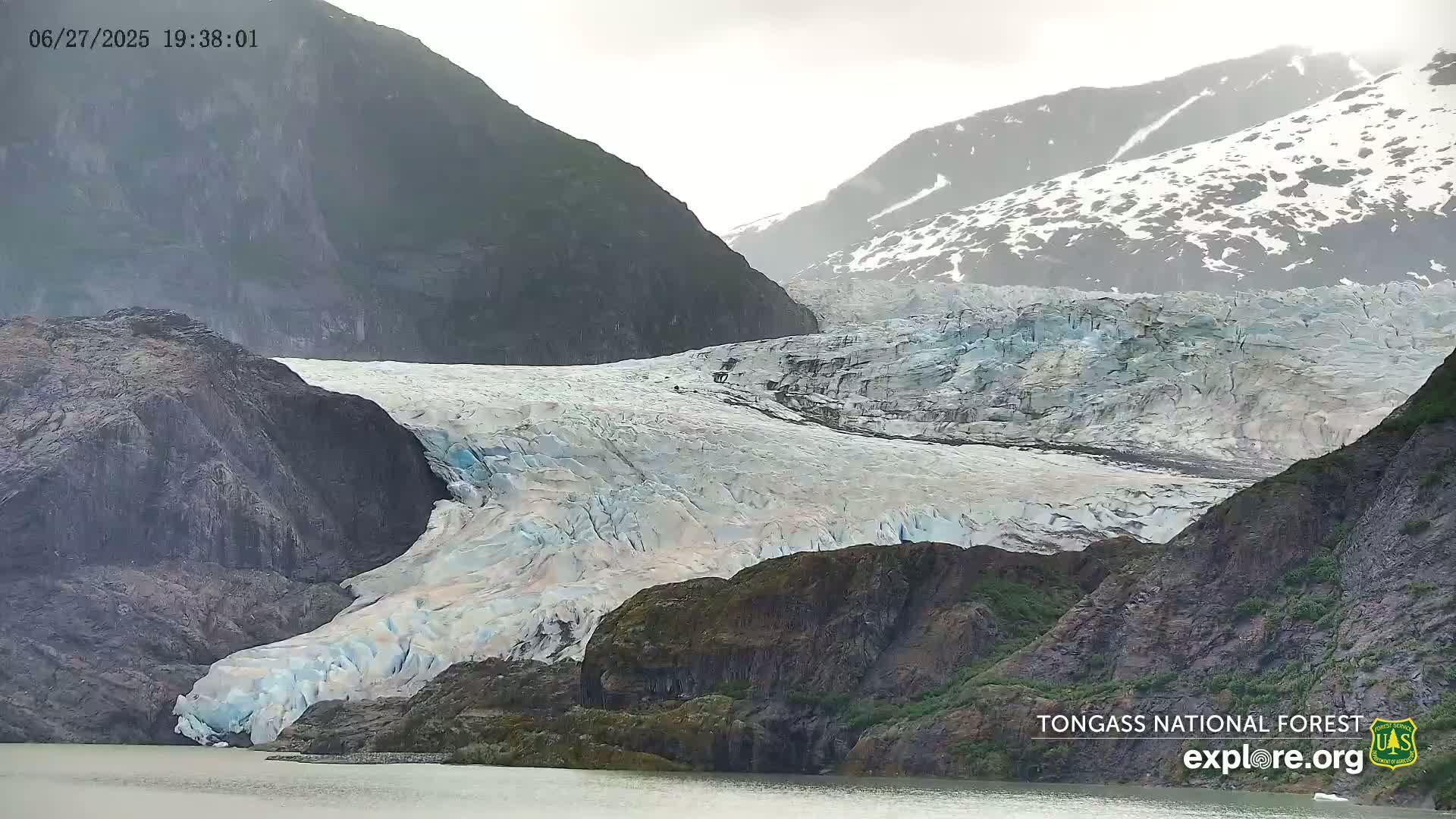 Mendenhall Glacier , Lake & Mountain Live Cam - Mendenhall Valley, Juneau, Alaska, USA