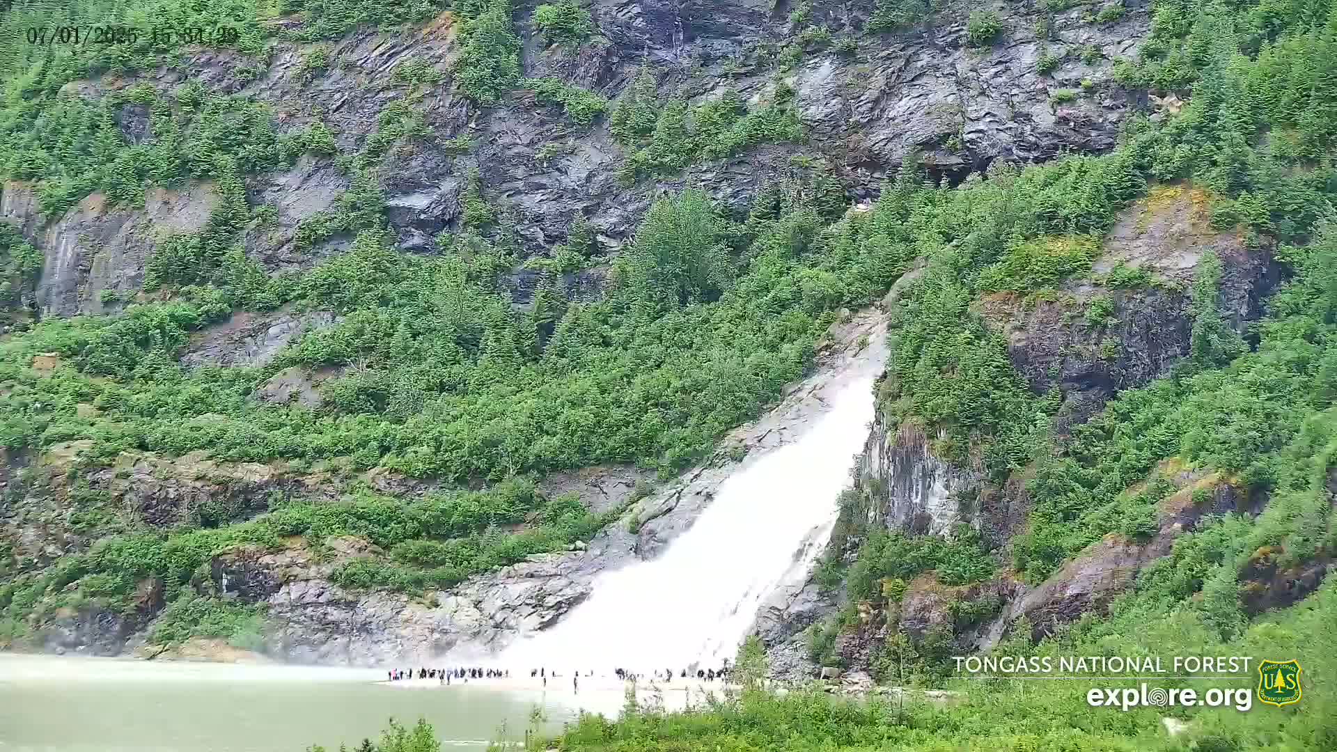 Mendenhall Glacier , Lake & Mountain Live Cam - Mendenhall Valley, Juneau, Alaska, USA