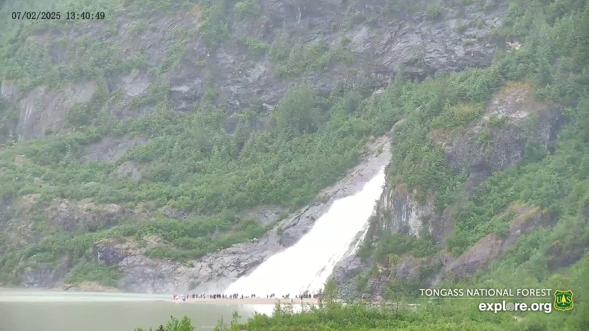 Mendenhall Glacier , Lake & Mountain Live Cam - Mendenhall Valley, Juneau, Alaska, USA