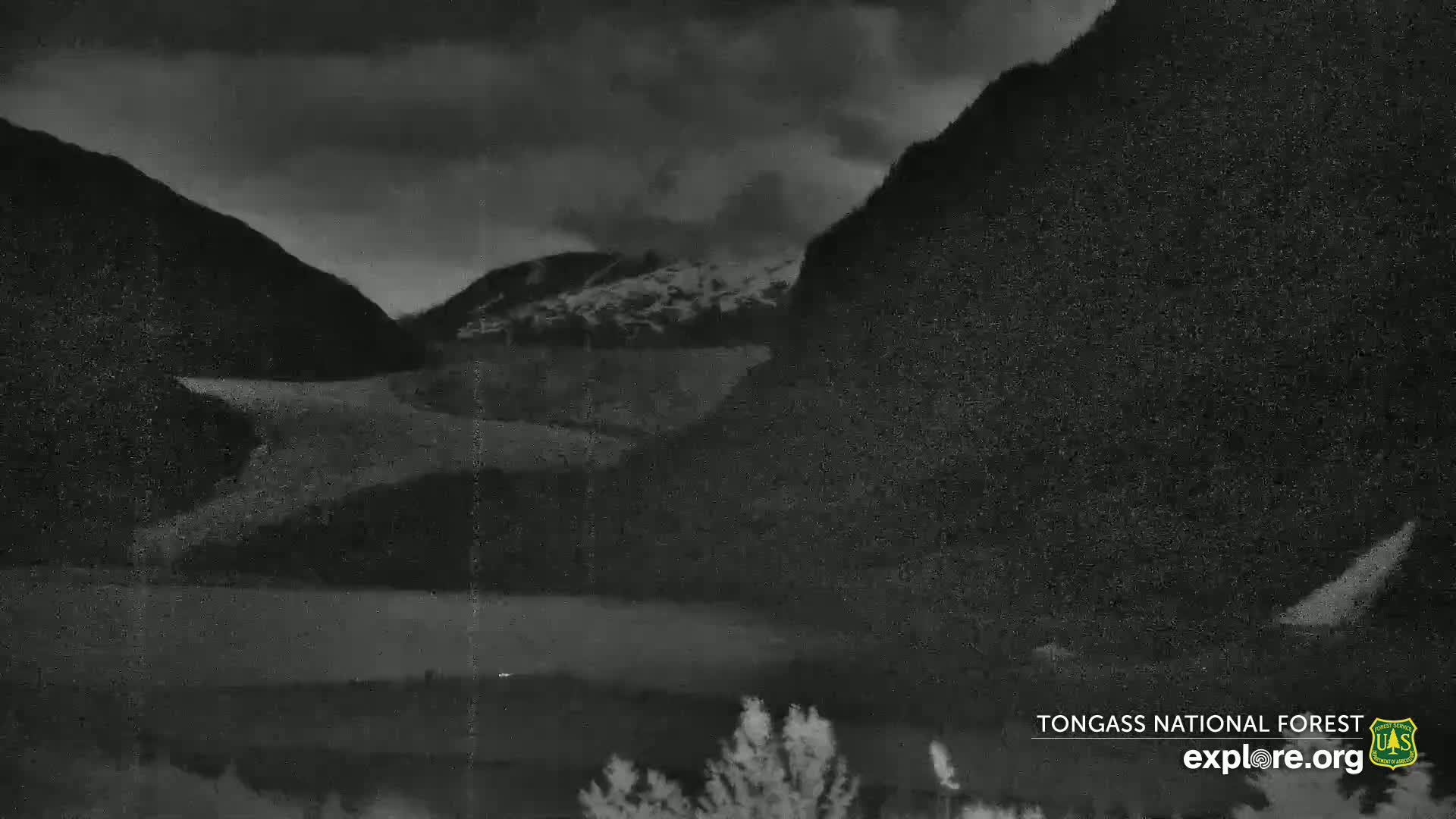 Mendenhall Glacier , Lake & Mountain Live Cam - Mendenhall Valley, Juneau, Alaska, USA
