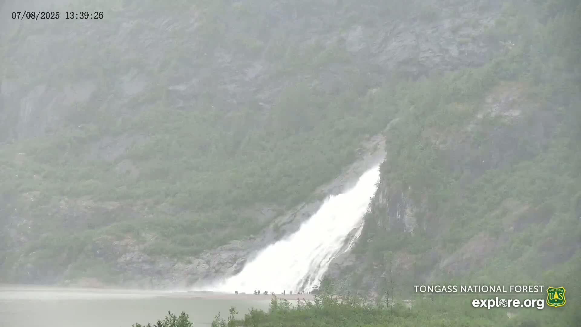 Mendenhall Glacier , Lake & Mountain Live Cam - Mendenhall Valley, Juneau, Alaska, USA