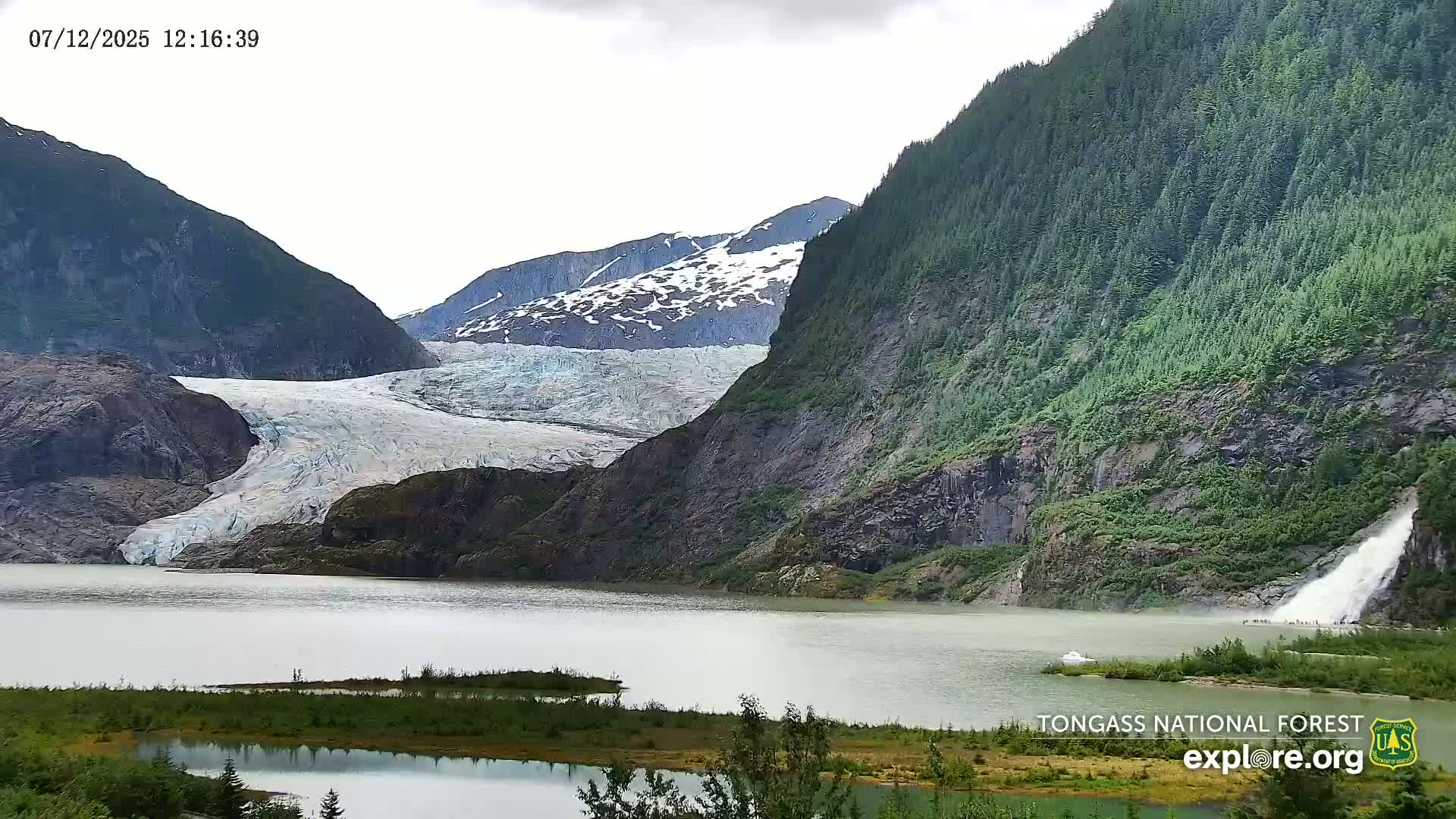 Mendenhall Glacier , Lake & Mountain Live Cam - Mendenhall Valley, Juneau, Alaska, USA