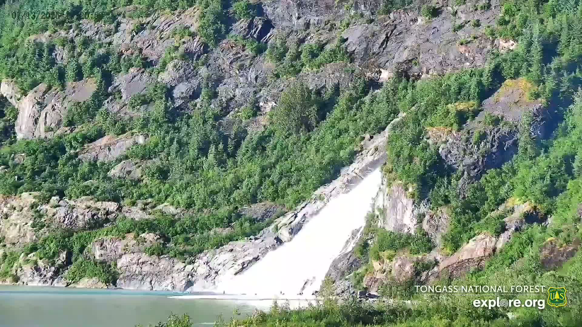 Mendenhall Glacier , Lake & Mountain Live Cam - Mendenhall Valley, Juneau, Alaska, USA