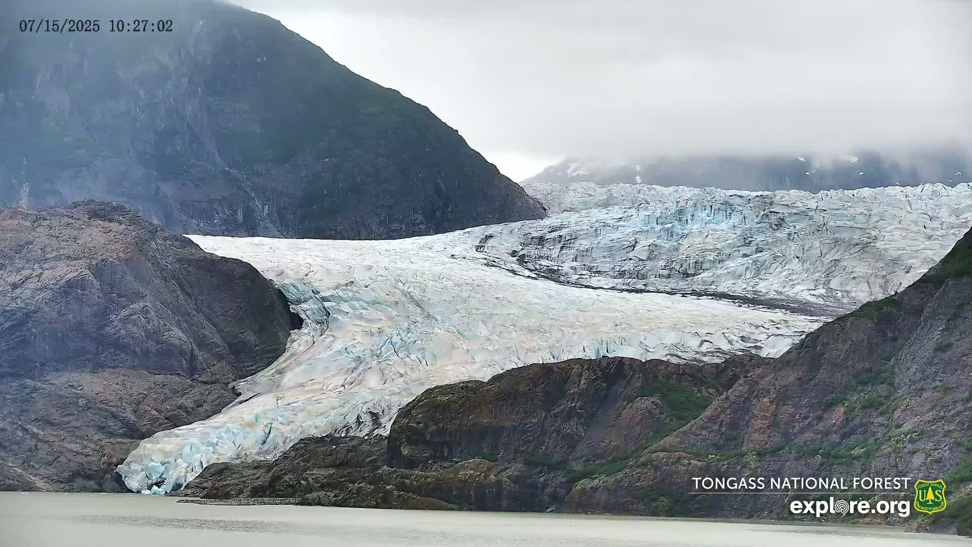 Mendenhall Glacier , Lake & Mountain Live Cam - Mendenhall Valley, Juneau, Alaska, USA