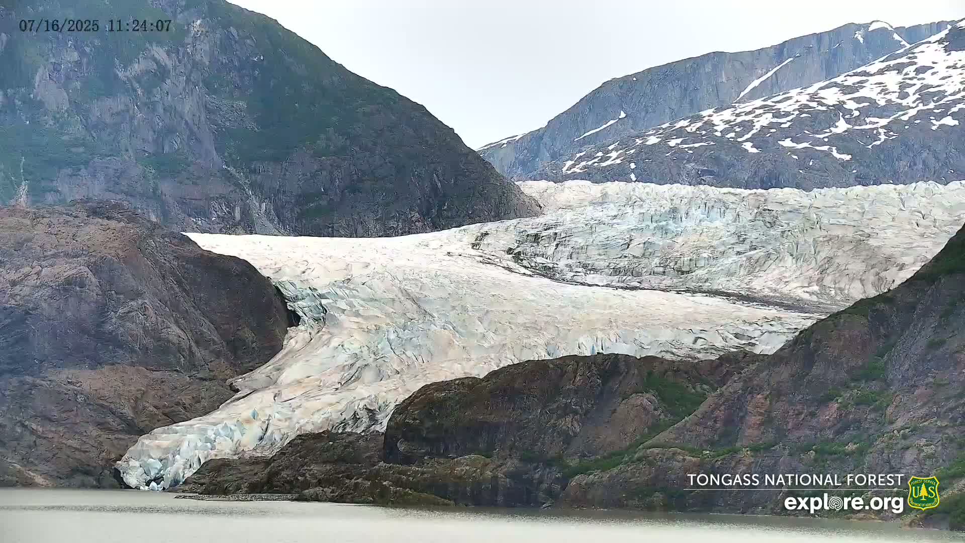 Mendenhall Glacier , Lake & Mountain Live Cam - Mendenhall Valley, Juneau, Alaska, USA