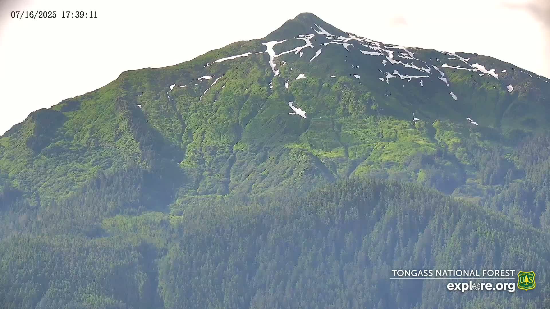 Mendenhall Glacier , Lake & Mountain Live Cam - Mendenhall Valley, Juneau, Alaska, USA