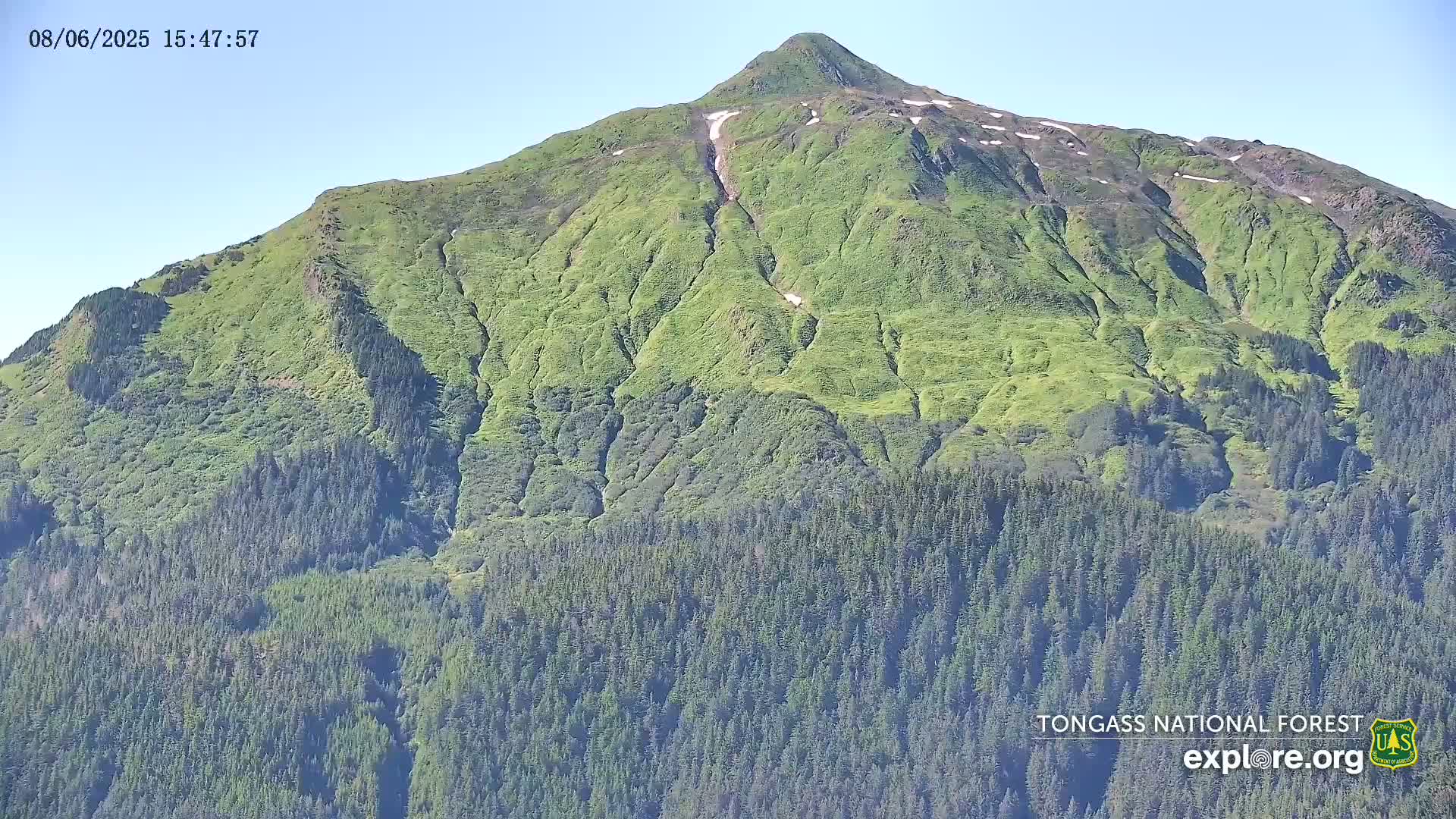 Mendenhall Glacier , Lake & Mountain Live Cam - Mendenhall Valley, Juneau, Alaska, USA