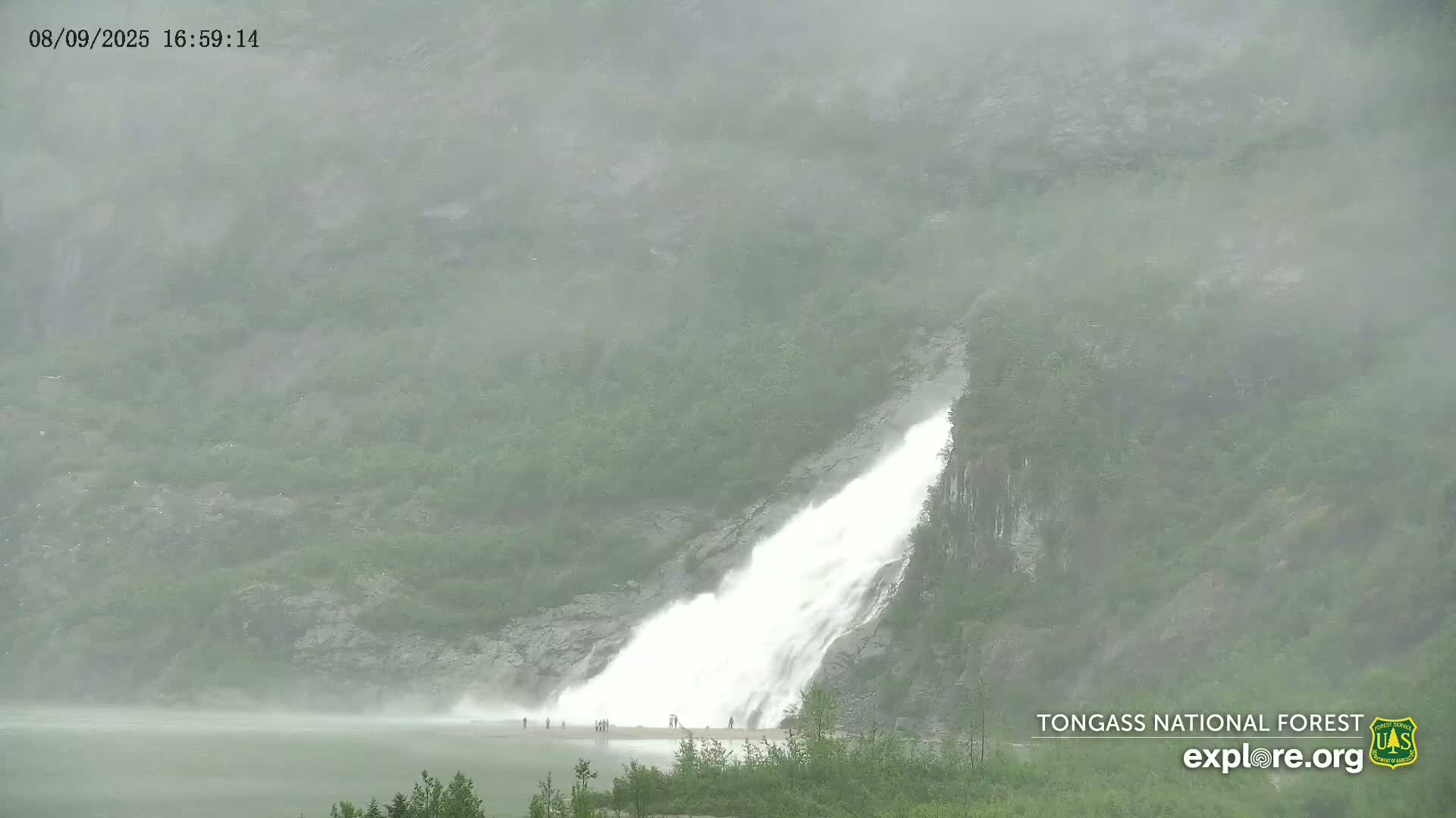 Mendenhall Glacier , Lake & Mountain Live Cam - Mendenhall Valley, Juneau, Alaska, USA