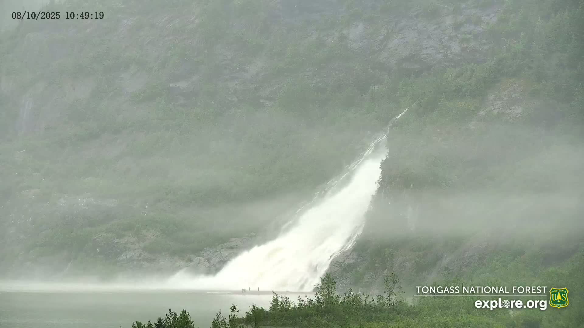 Mendenhall Glacier , Lake & Mountain Live Cam - Mendenhall Valley, Juneau, Alaska, USA