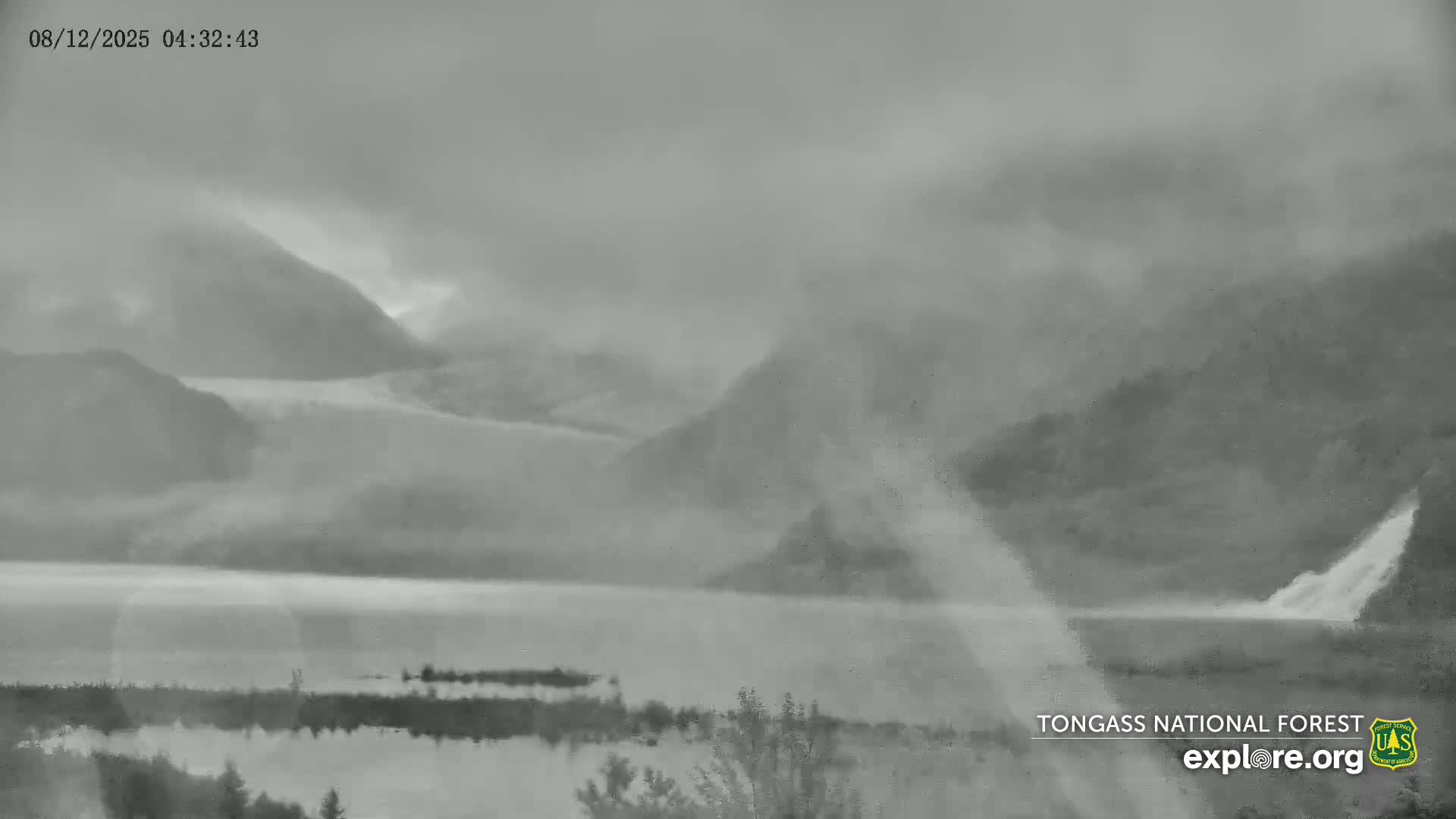 Mendenhall Glacier , Lake & Mountain Live Cam - Mendenhall Valley, Juneau, Alaska, USA