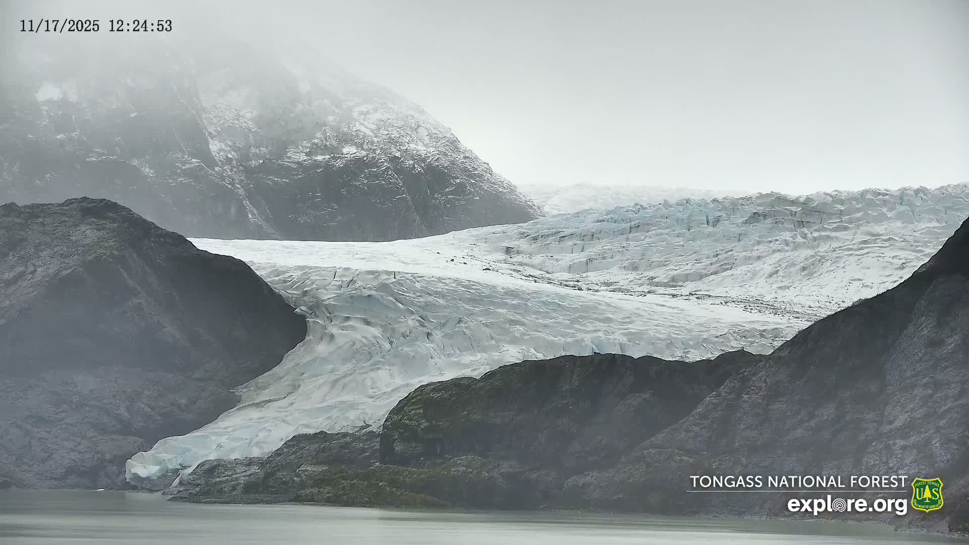 Mendenhall Glacier , Lake & Mountain Live Cam - Mendenhall Valley, Juneau, Alaska, USA