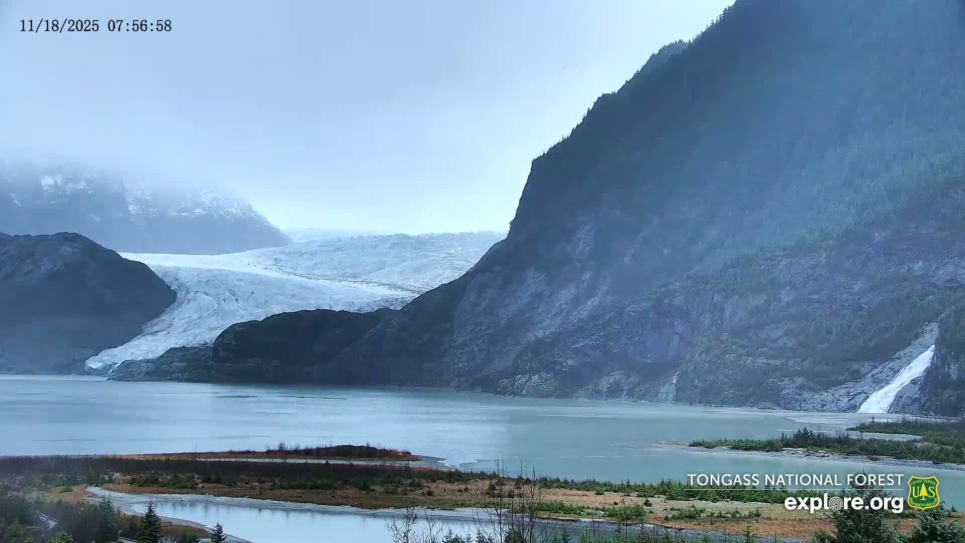 Mendenhall Glacier , Lake & Mountain Live Cam - Mendenhall Valley, Juneau, Alaska, USA