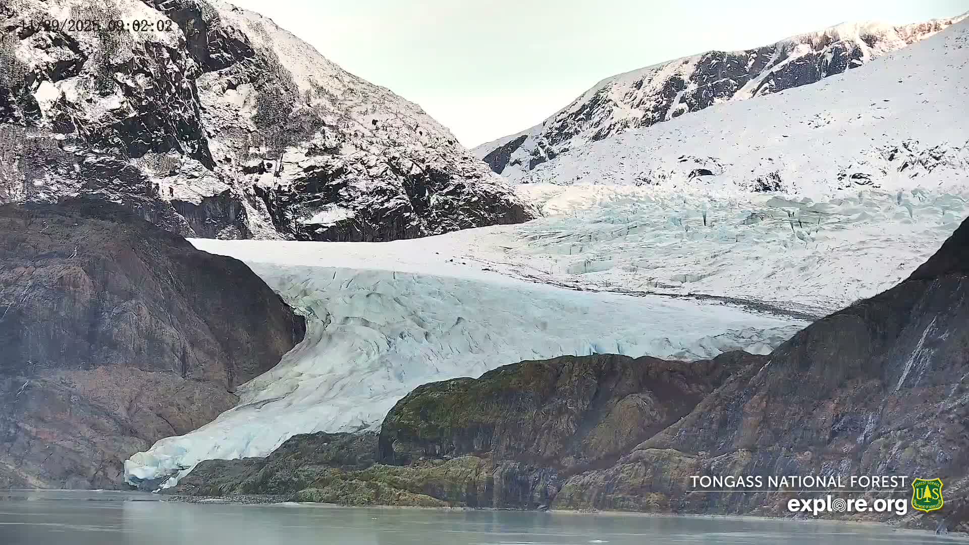 Mendenhall Glacier , Lake & Mountain Live Cam - Mendenhall Valley, Juneau, Alaska, USA