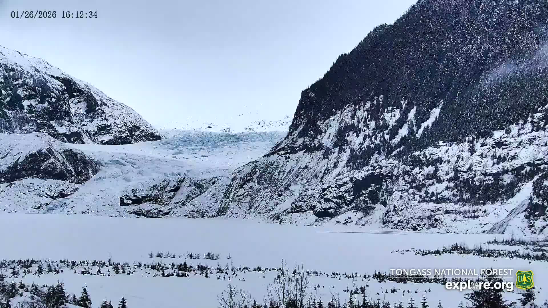 Mendenhall Glacier , Lake & Mountain Live Cam - Mendenhall Valley, Juneau, Alaska, USA