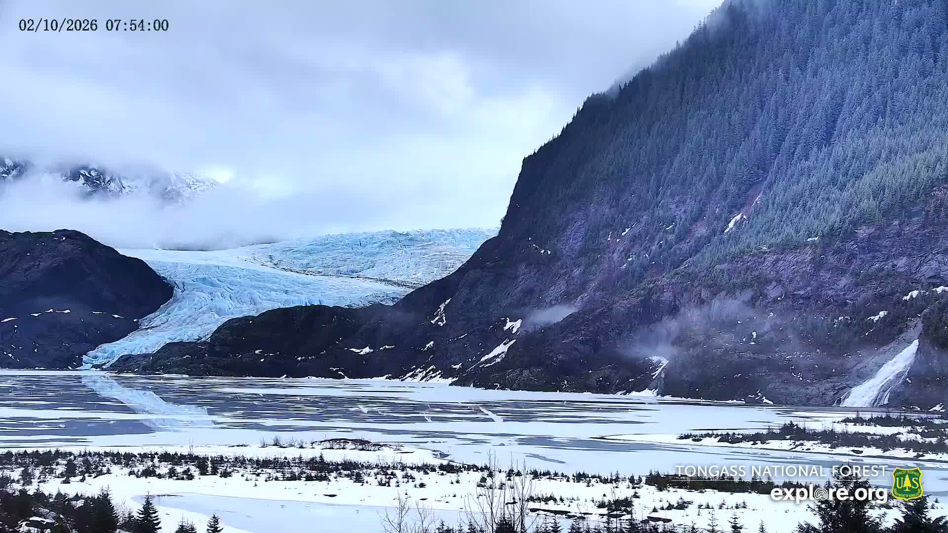 Mendenhall Glacier , Lake & Mountain Live Cam - Mendenhall Valley, Juneau, Alaska, USA