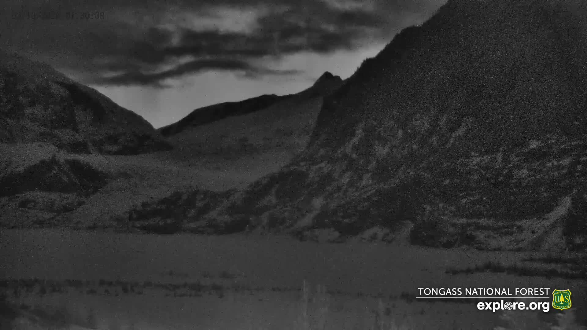 Mendenhall Glacier , Lake & Mountain Live Cam - Mendenhall Valley, Juneau, Alaska, USA
