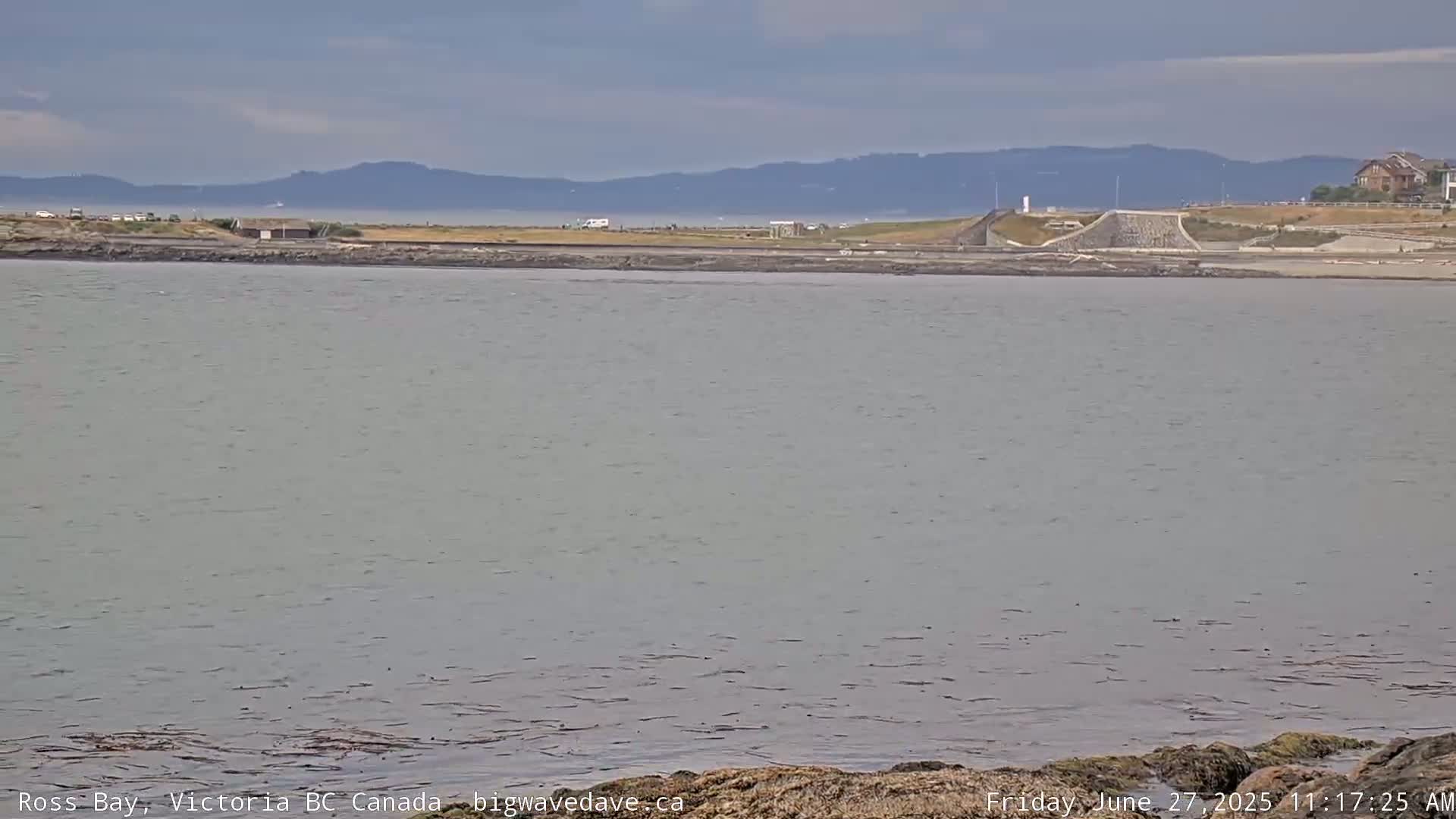 Fairfield District & Ross Bay Pasific & Trail Island Live Cam - Fairfield,  Victoria, Capital Regional District, British Columbia, Canada