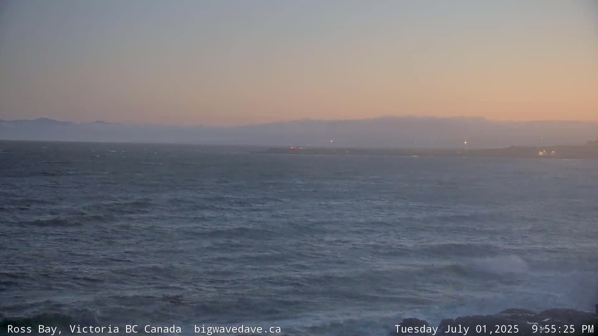 Fairfield District & Ross Bay Pasific & Trail Island Live Cam - Fairfield,  Victoria, Capital Regional District, British Columbia, Canada