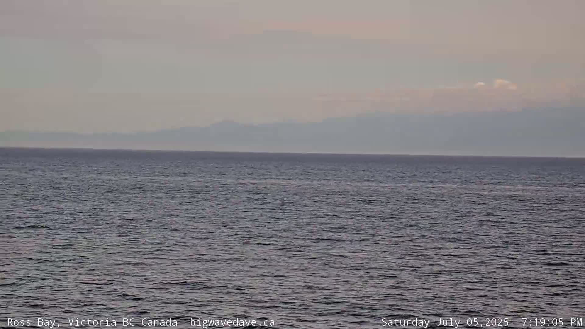 Fairfield District & Ross Bay Pasific & Trail Island Live Cam - Fairfield,  Victoria, Capital Regional District, British Columbia, Canada