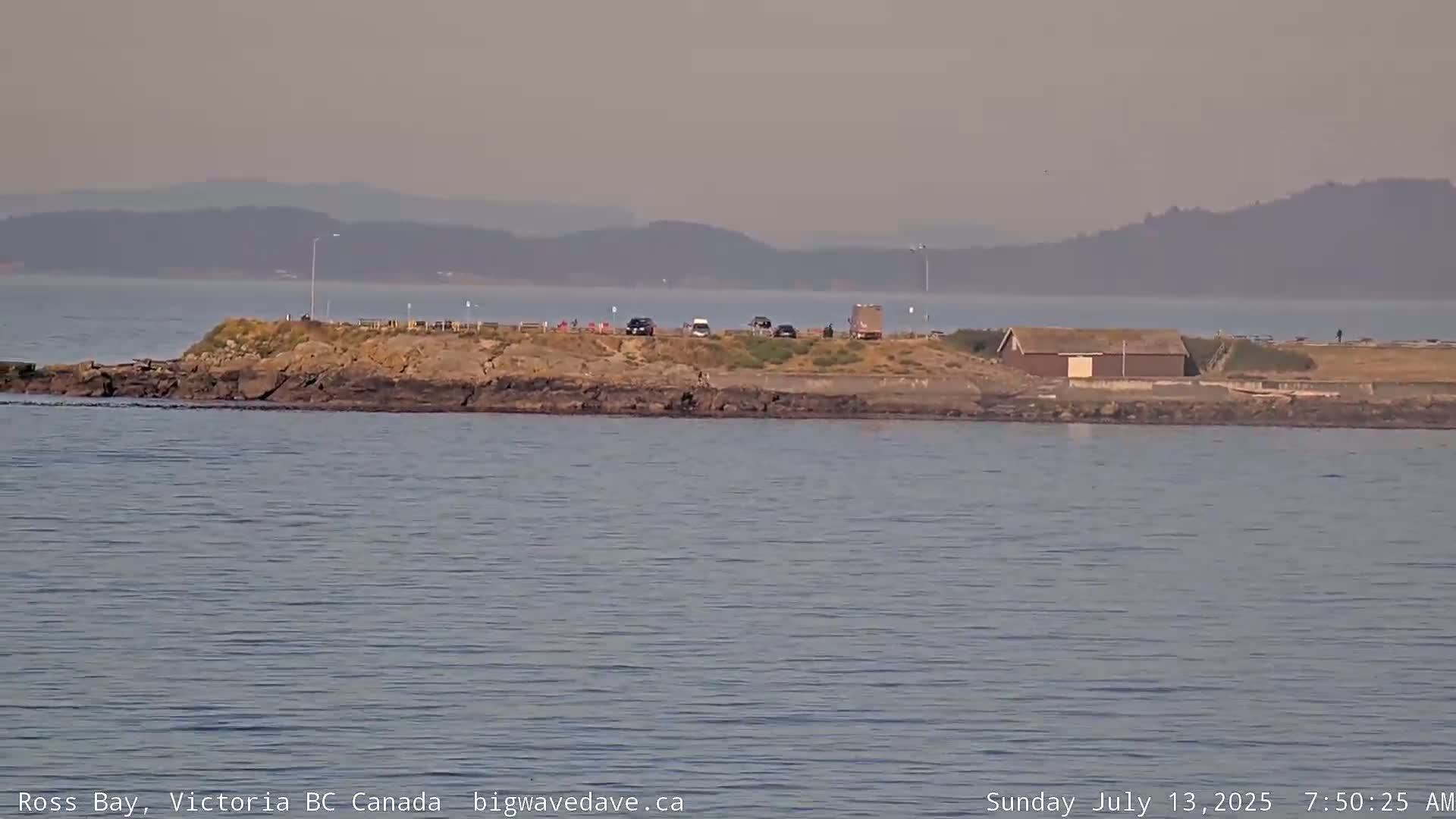 Fairfield District & Ross Bay Pasific & Trail Island Live Cam - Fairfield,  Victoria, Capital Regional District, British Columbia, Canada