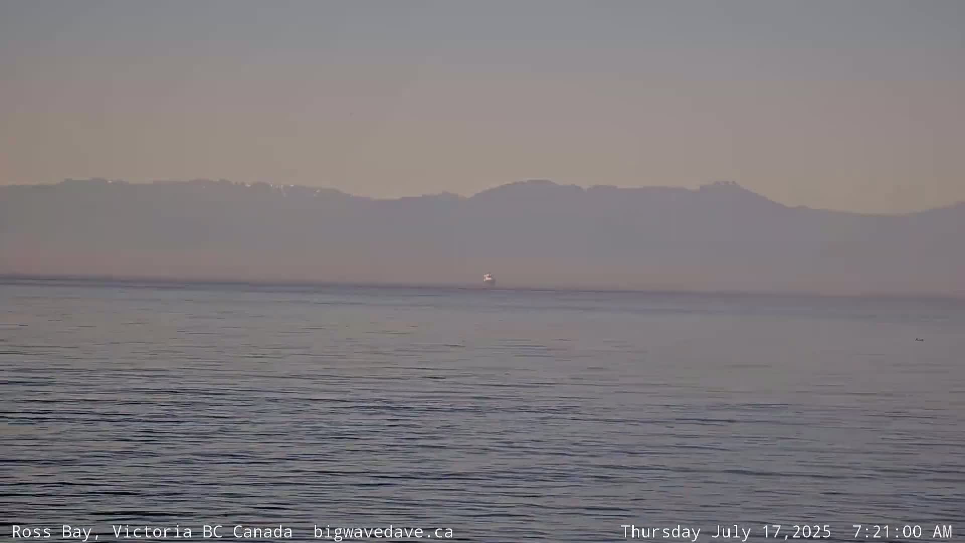 Fairfield District & Ross Bay Pasific & Trail Island Live Cam - Fairfield,  Victoria, Capital Regional District, British Columbia, Canada