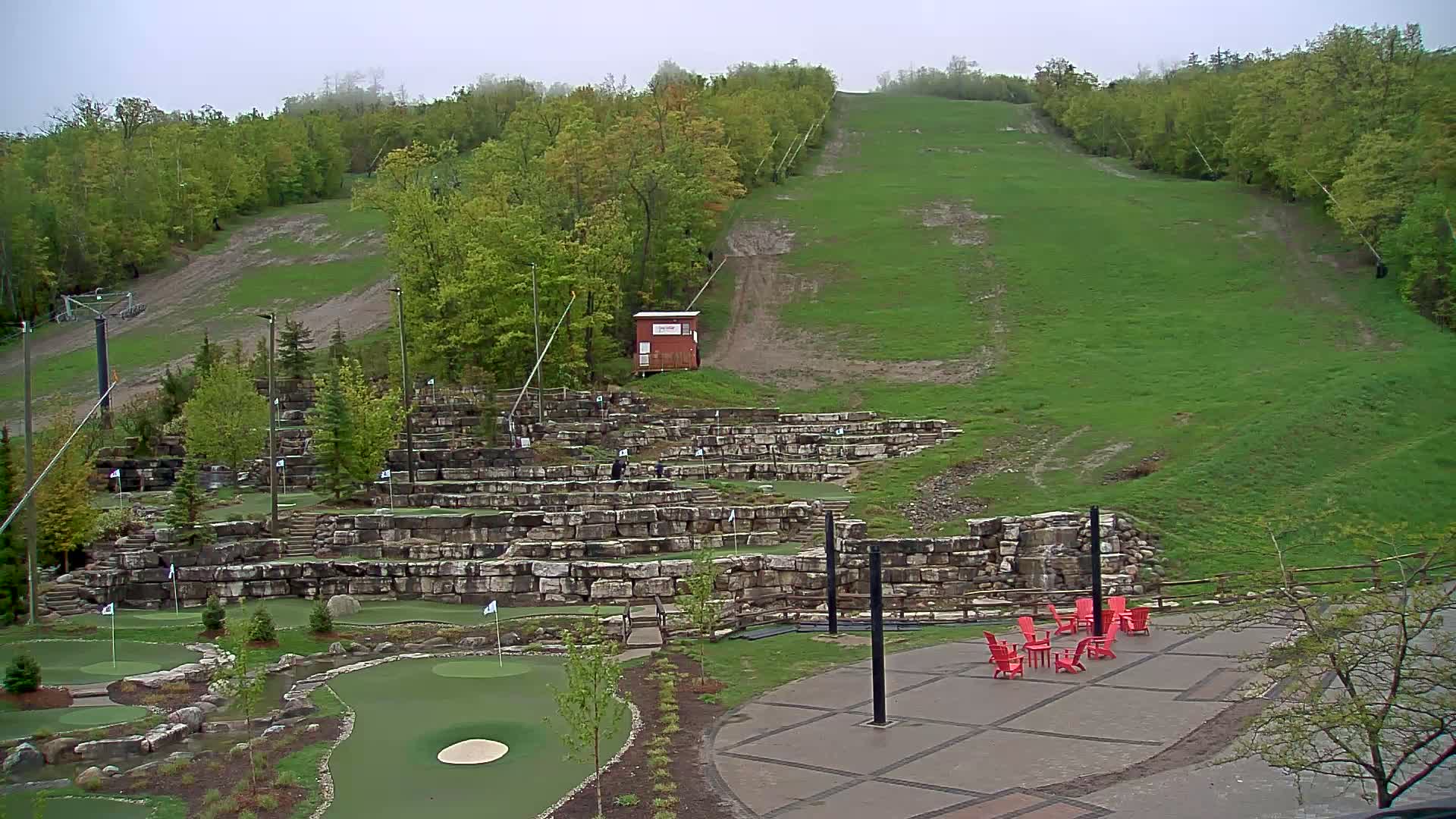 Blue Mountain Village Base Ski Slope and Ropeway Live Cam - Collingwood, Blue Mountains, Simcoe, Ontario, Canada