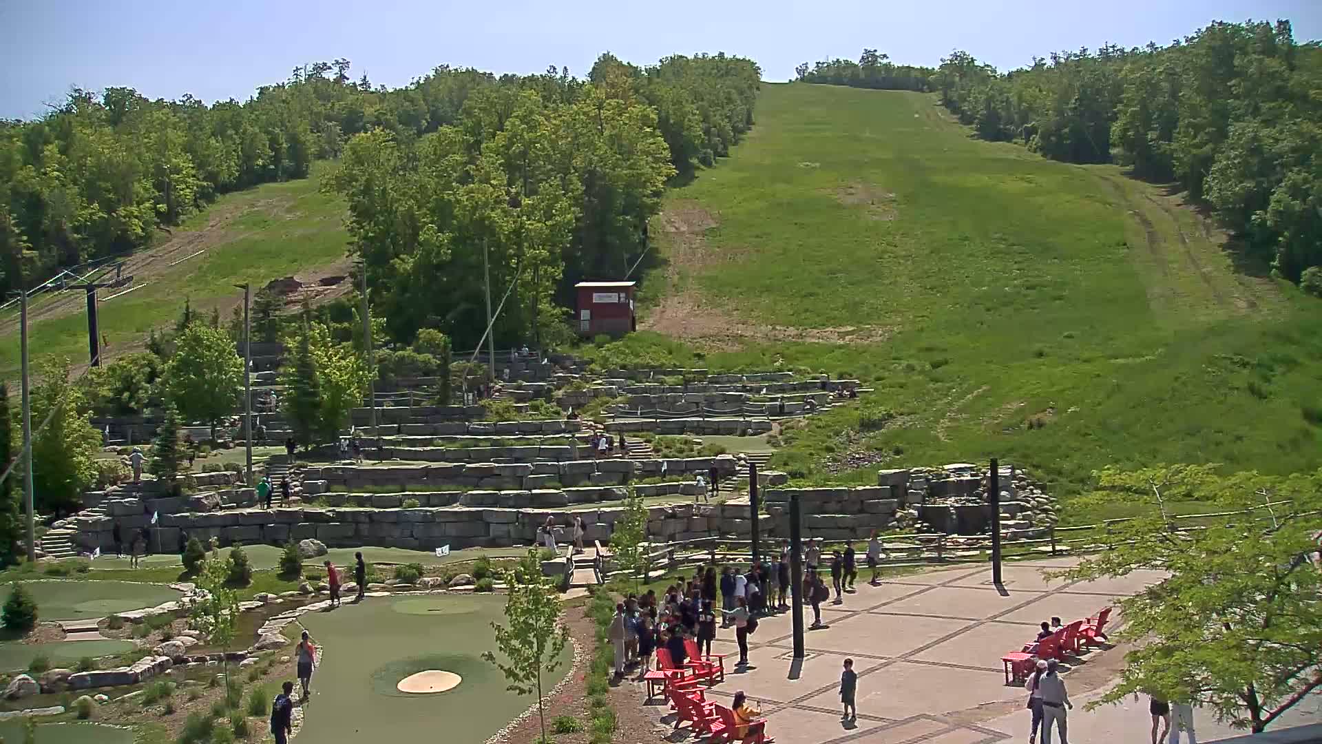 Blue Mountain Village Base Ski Slope and Ropeway Live Cam - Collingwood, Blue Mountains, Simcoe, Ontario, Canada