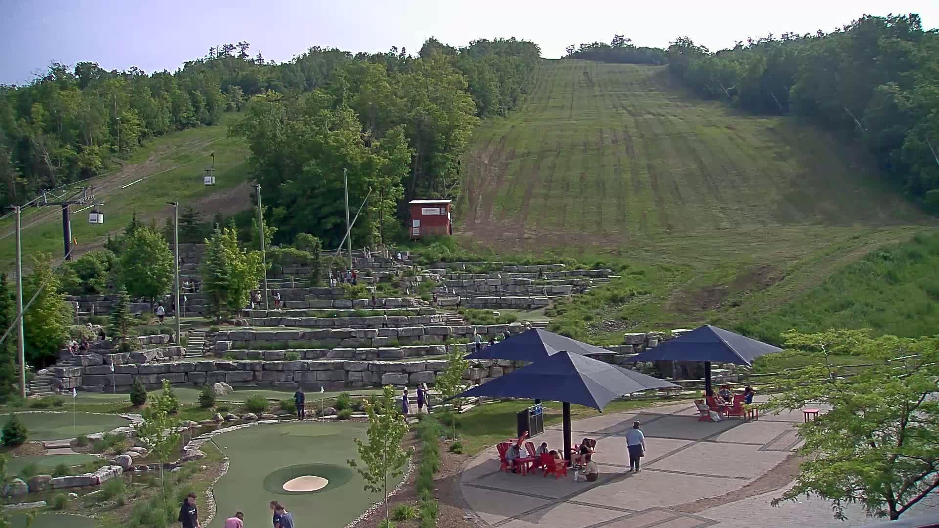 Blue Mountain Village Base Ski Slope and Ropeway Live Cam - Collingwood, Blue Mountains, Simcoe, Ontario, Canada