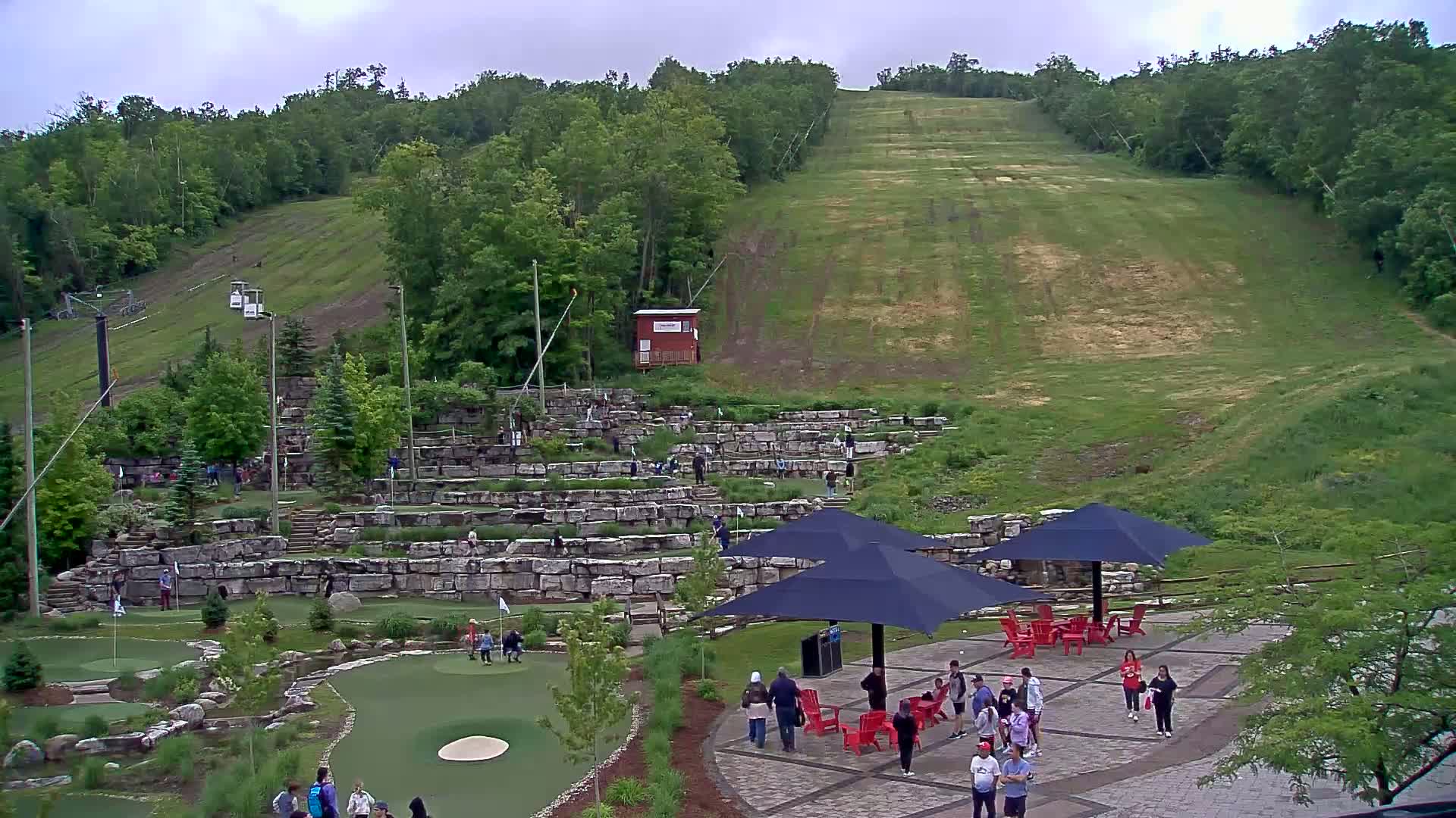 Blue Mountain Village Base Ski Slope and Ropeway Live Cam - Collingwood, Blue Mountains, Simcoe, Ontario, Canada