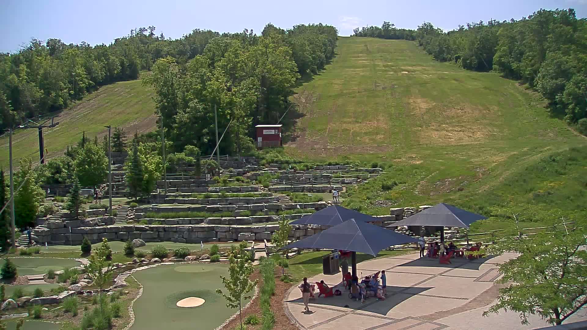 Blue Mountain Village Base Ski Slope and Ropeway Live Cam - Collingwood, Blue Mountains, Simcoe, Ontario, Canada