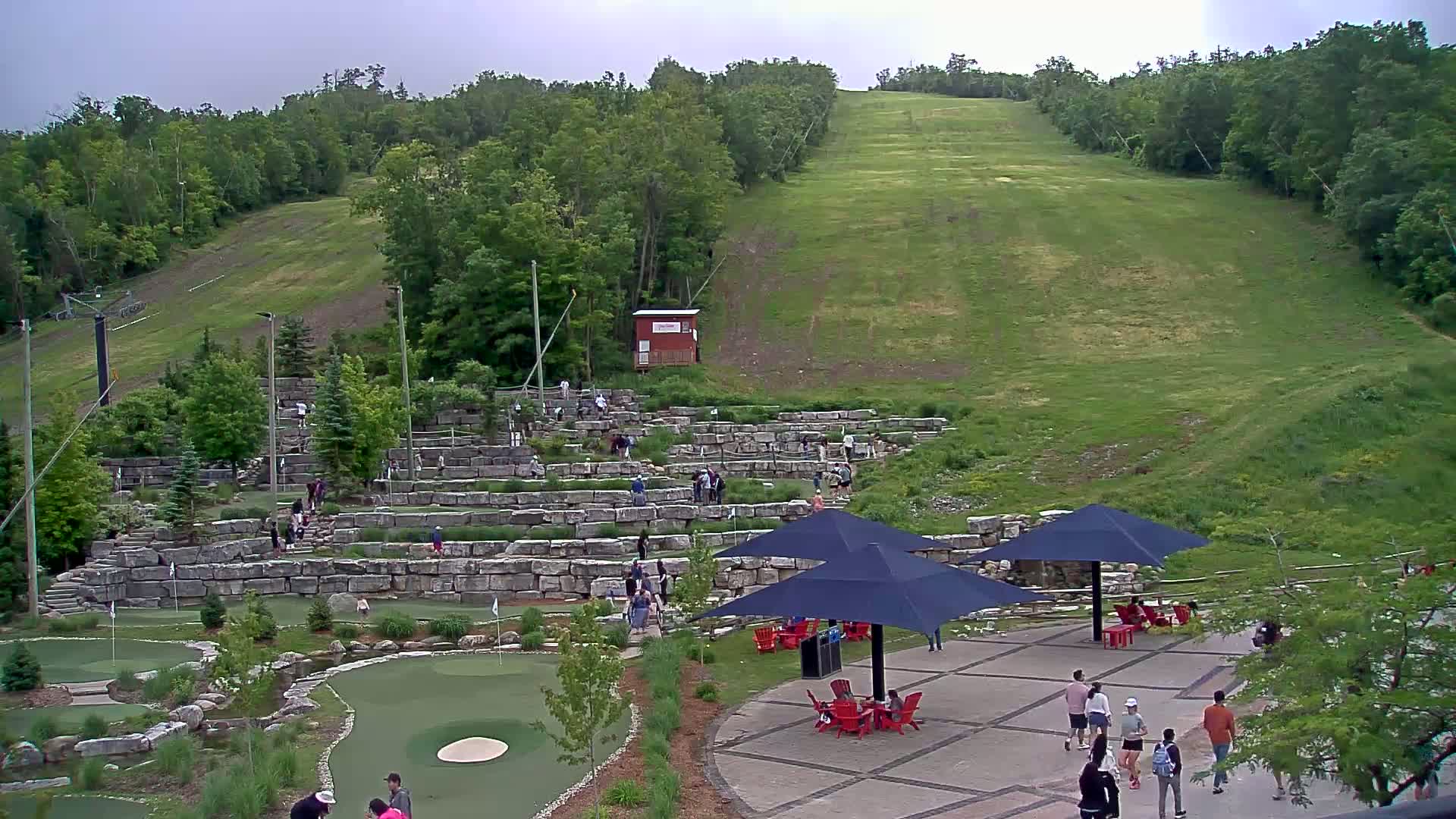 Blue Mountain Village Base Ski Slope and Ropeway Live Cam - Collingwood, Blue Mountains, Simcoe, Ontario, Canada
