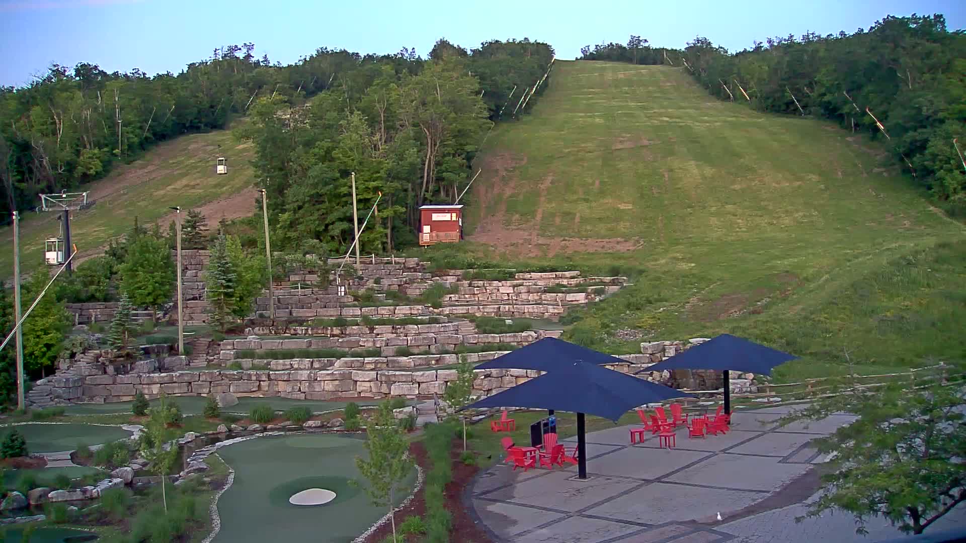Blue Mountain Village Base Ski Slope and Ropeway Live Cam - Collingwood, Blue Mountains, Simcoe, Ontario, Canada