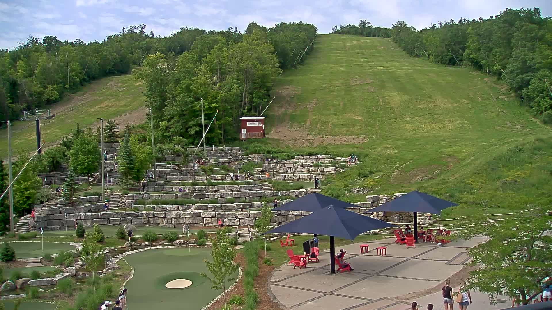 Blue Mountain Village Base Ski Slope and Ropeway Live Cam - Collingwood, Blue Mountains, Simcoe, Ontario, Canada