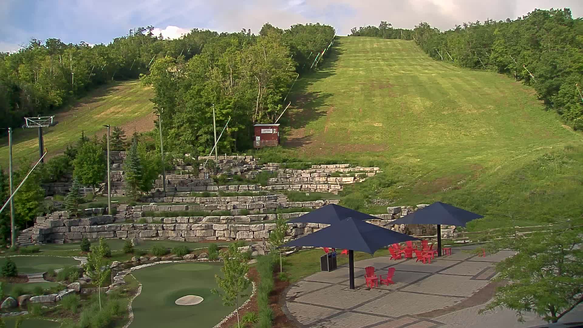 Blue Mountain Village Base Ski Slope and Ropeway Live Cam - Collingwood, Blue Mountains, Simcoe, Ontario, Canada