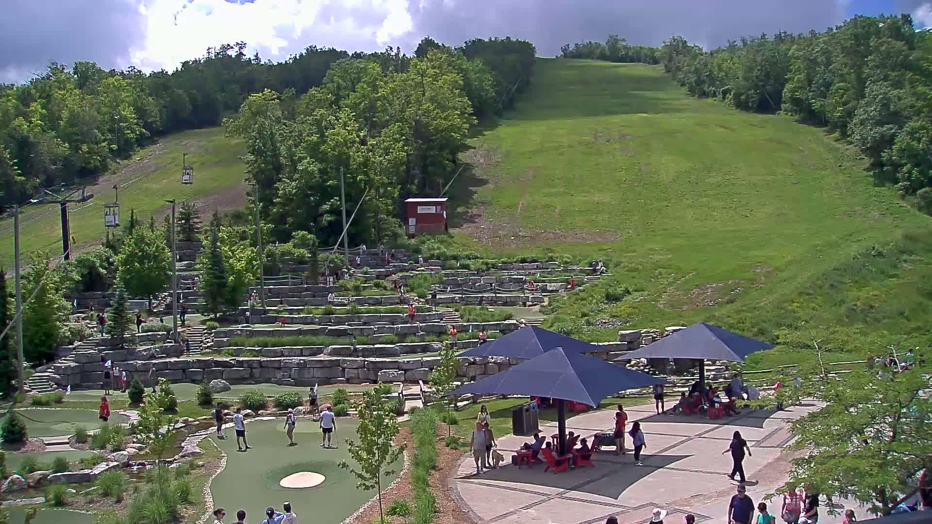 Blue Mountain Village Base Ski Slope and Ropeway Live Cam - Collingwood, Blue Mountains, Simcoe, Ontario, Canada
